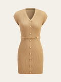 Strickkleid mit Knöpfen und passendem Gürtel