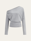 Ein-Schulter-Sweatshirt mit Raffungen und Drapierung