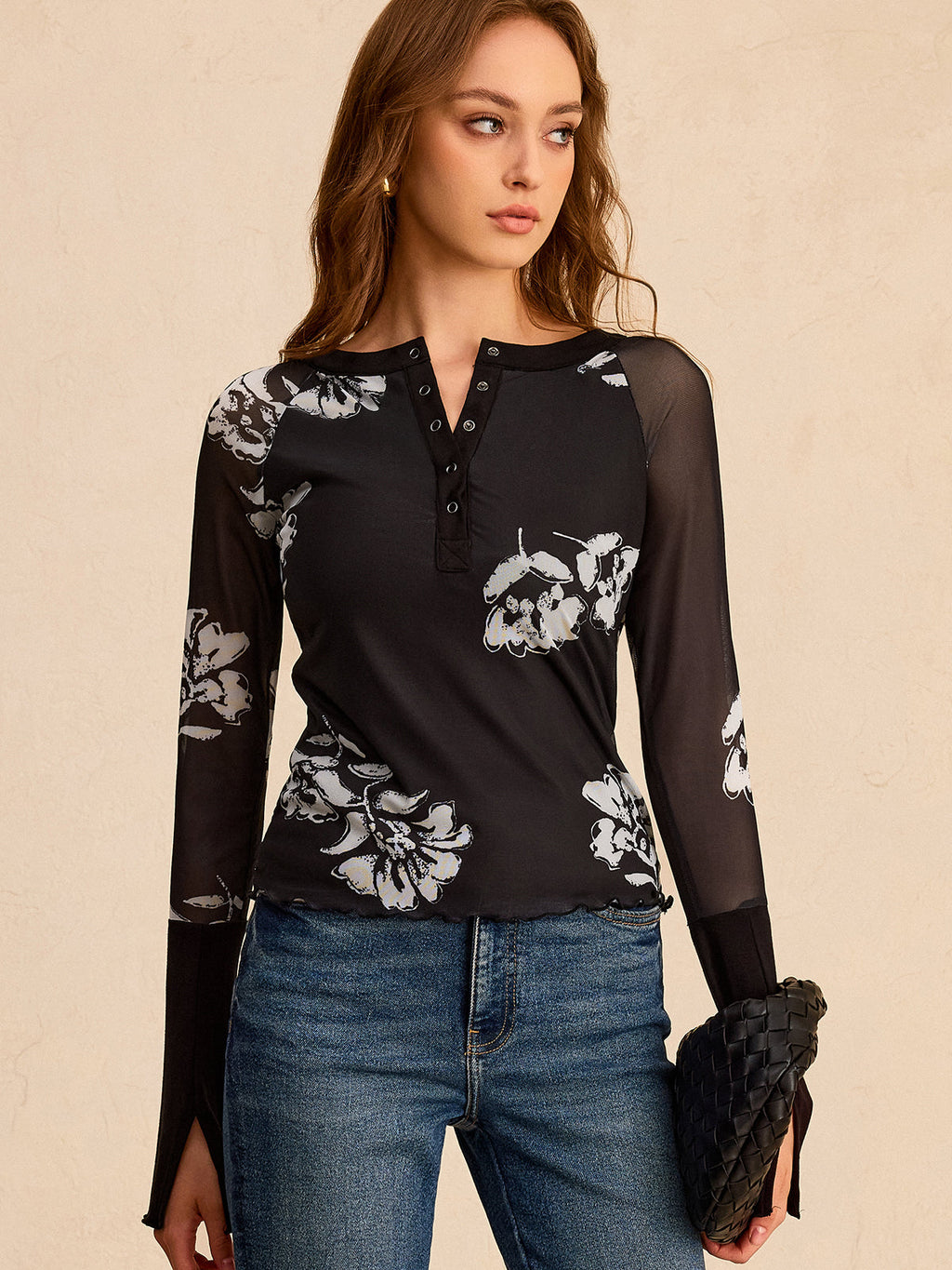 T-Shirt mit Blumenmuster und Mesh-Ärmeln