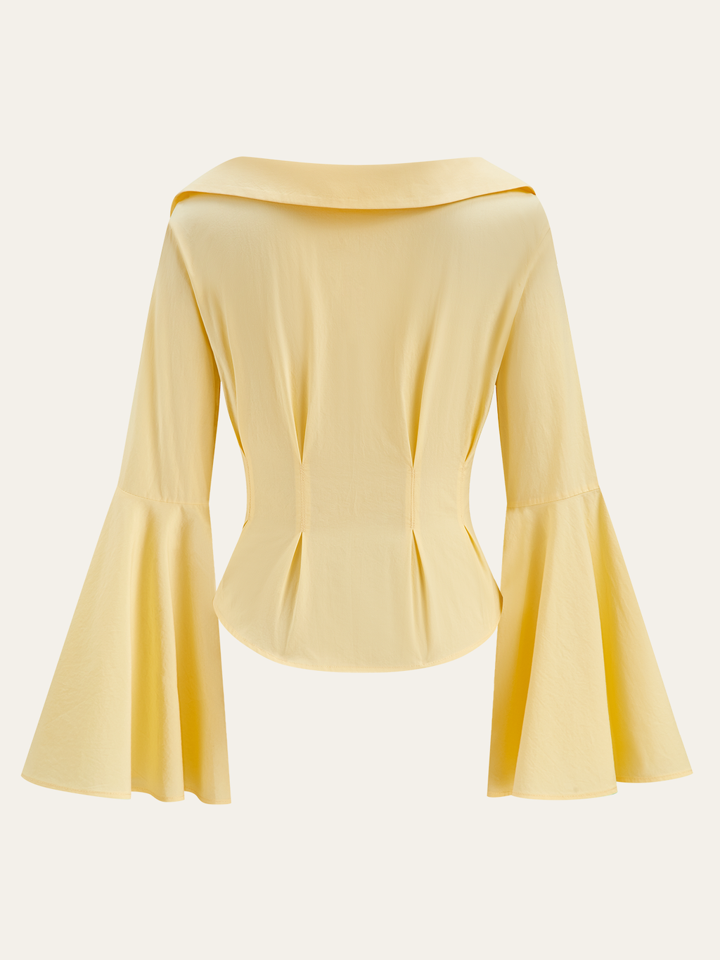 Hemdbluse mit Reverskragen, Glockenärmeln und Schößchen