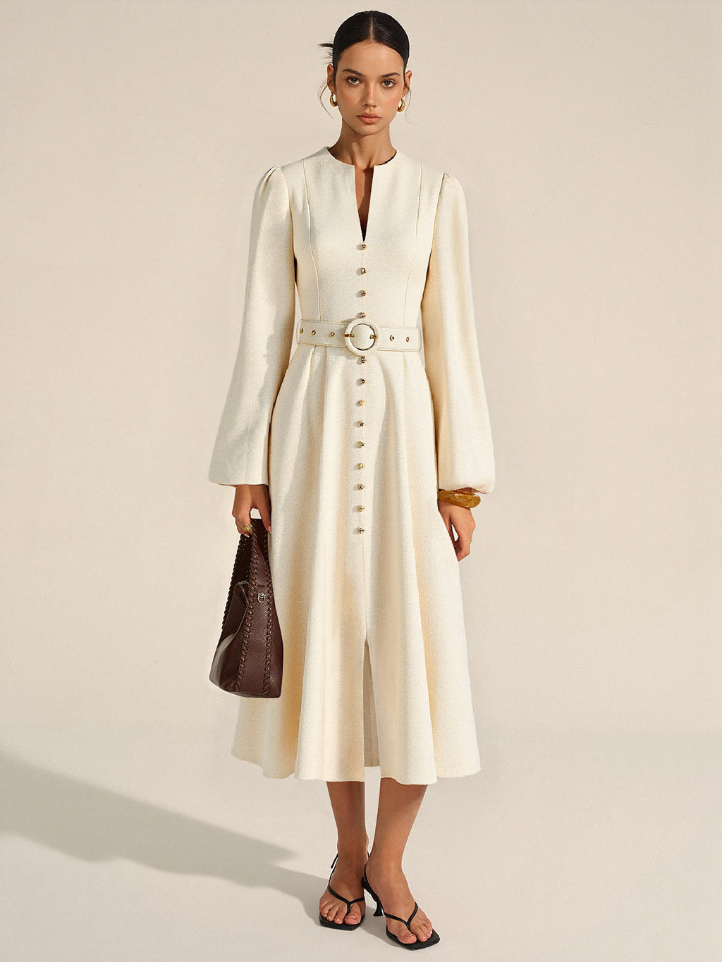 Geknöpftes Midi-Kleid mit Gürtel