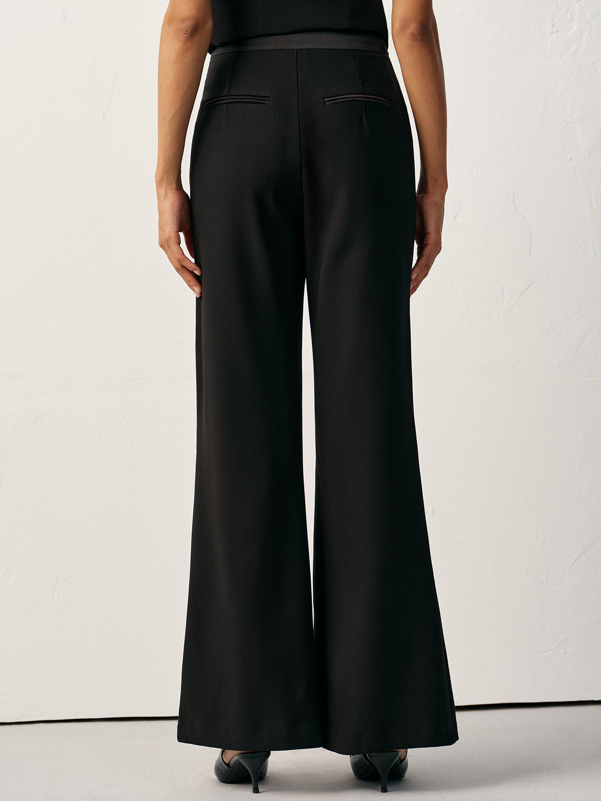 Pantalon évasé taille mi-haute 