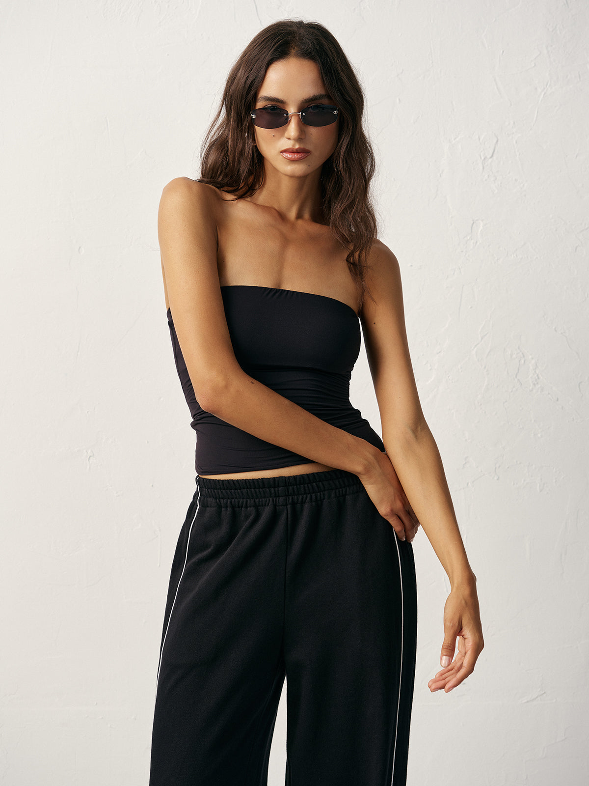 Bra-Free Fitted Strapless Top