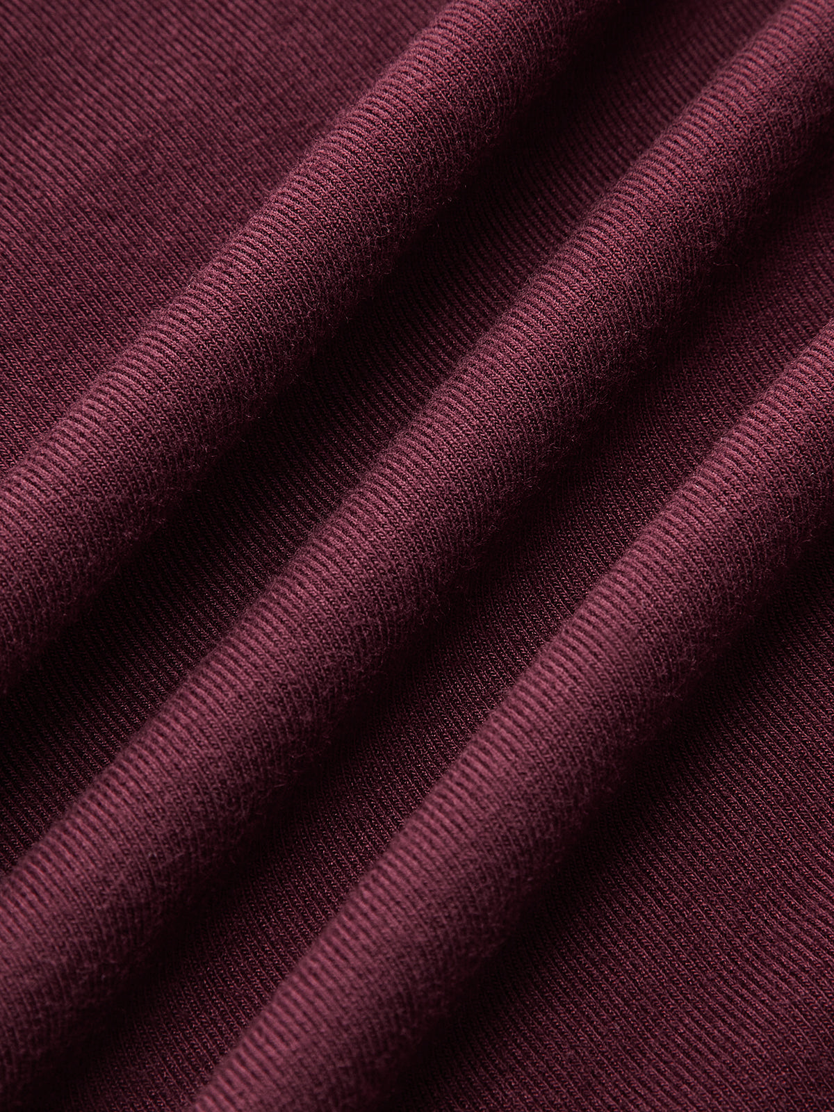 Robe maxi froncée à manches longues et boucle métallique 