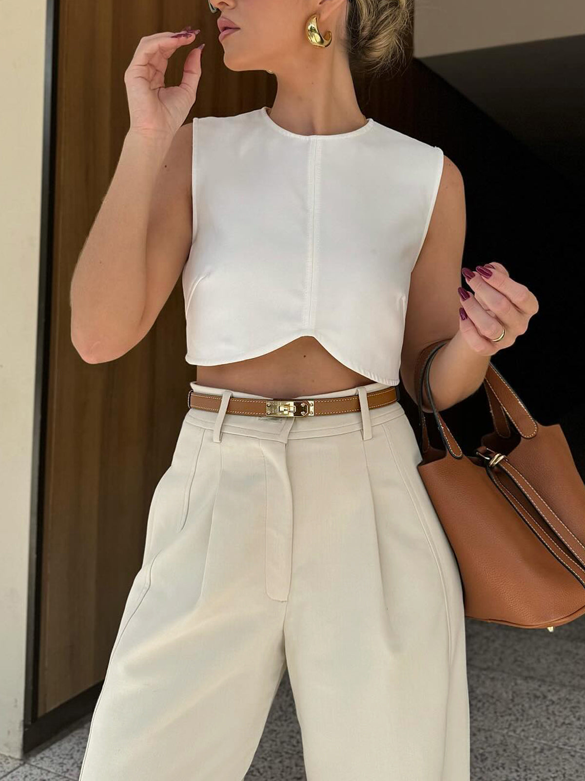 Pleated Cropped Pants