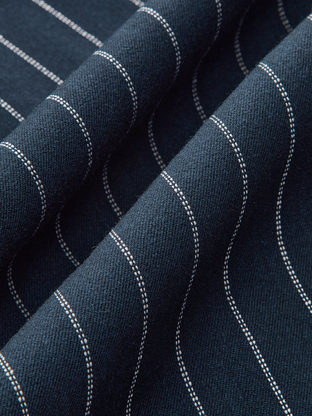 Ensemble haut et jupe rayés à fermeture à agrafes 