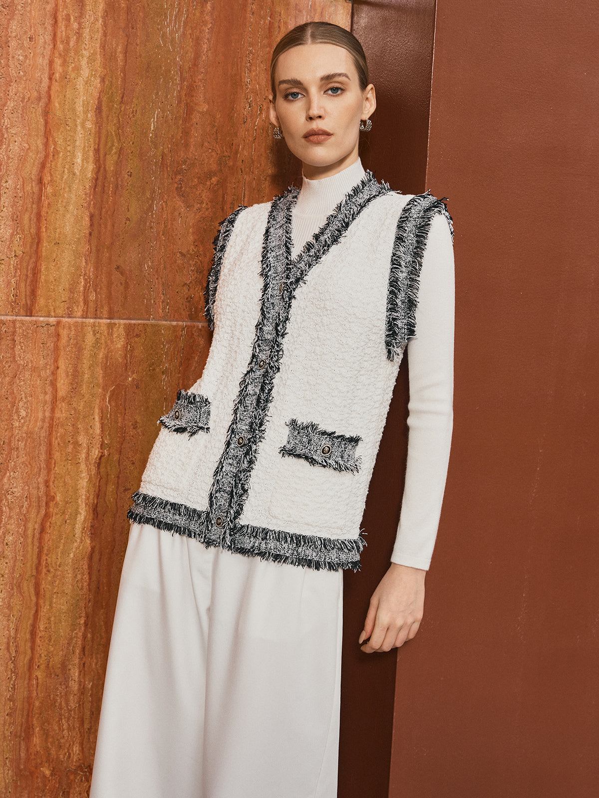 Oversized Contrast Fringe Trim Textured Vest