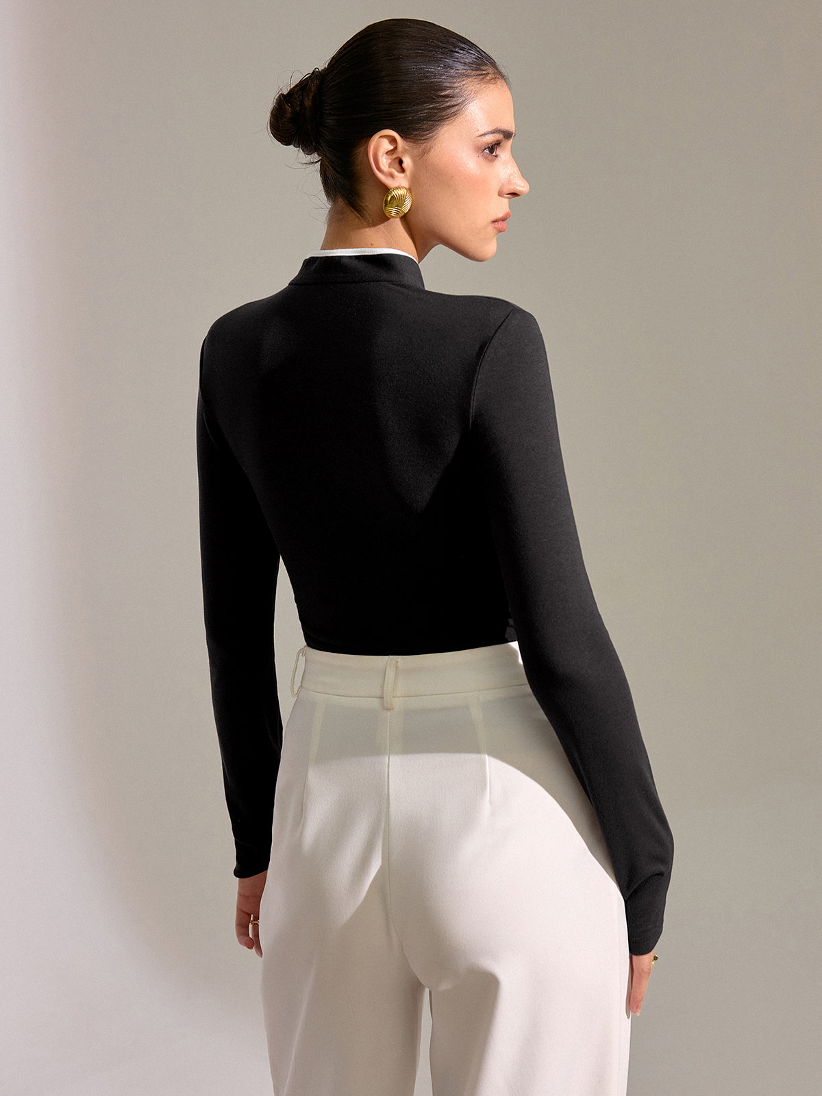 Contrast Trim Mandarin Collar Fitted T-Shirt