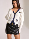 Cardigan mit Kontrastbesatz und Metallknöpfen