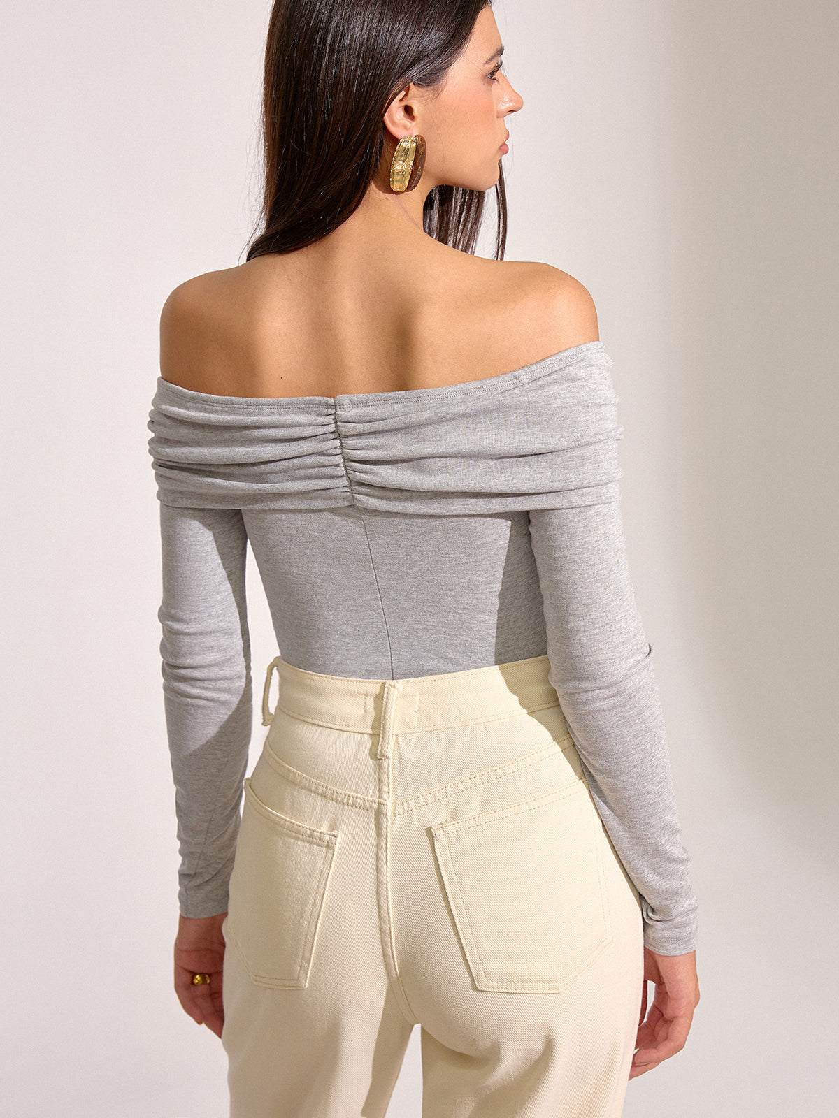 Off-Shoulder Ruched Long Sleeve T-Shirt