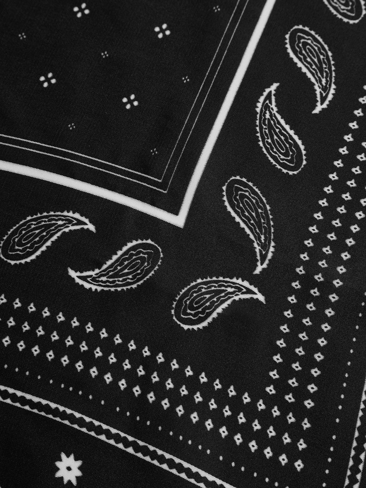 Foulard carré à motif cachemire