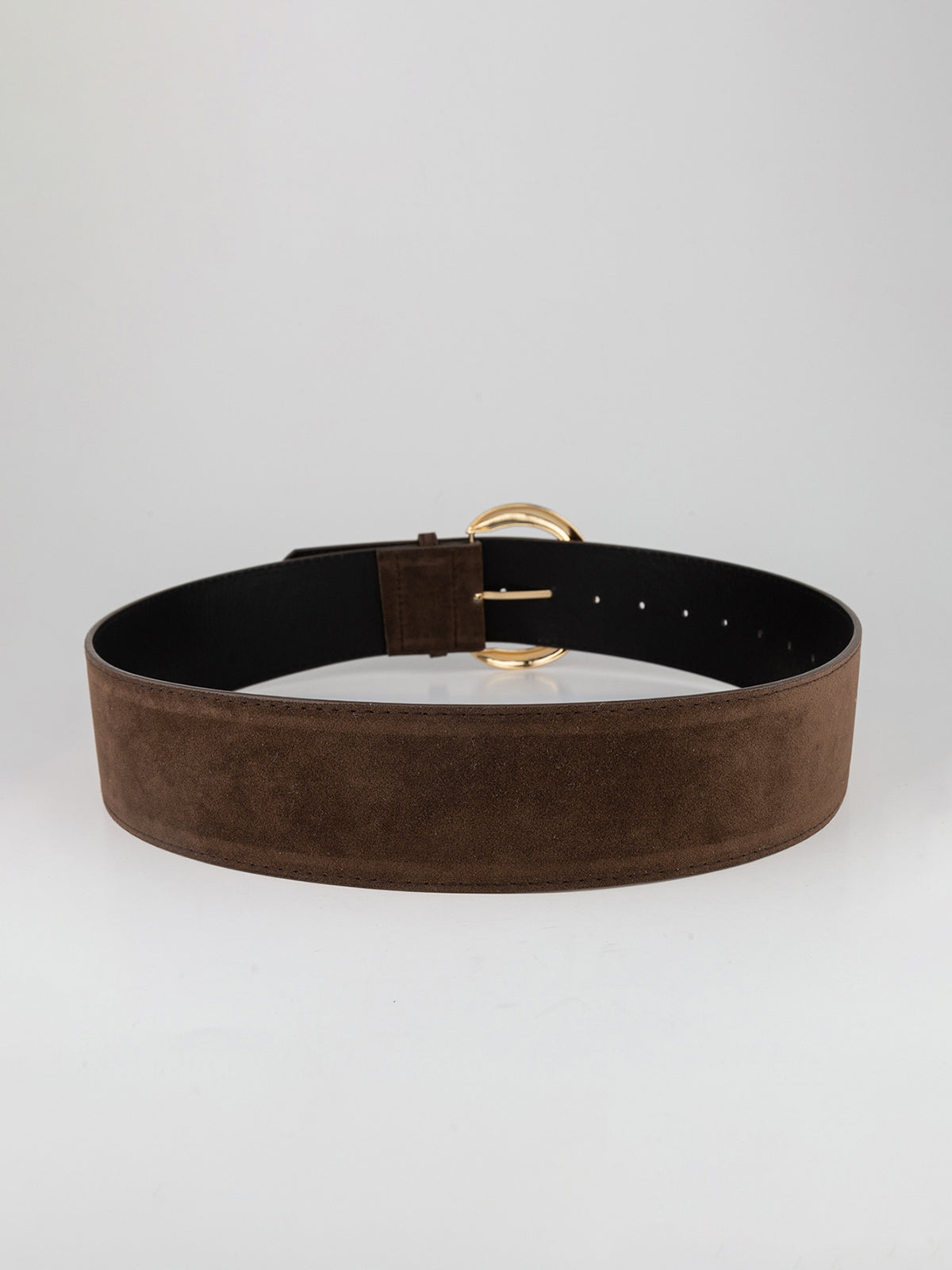 Ceinture large en daim avec boucle dorée en forme de croissant 