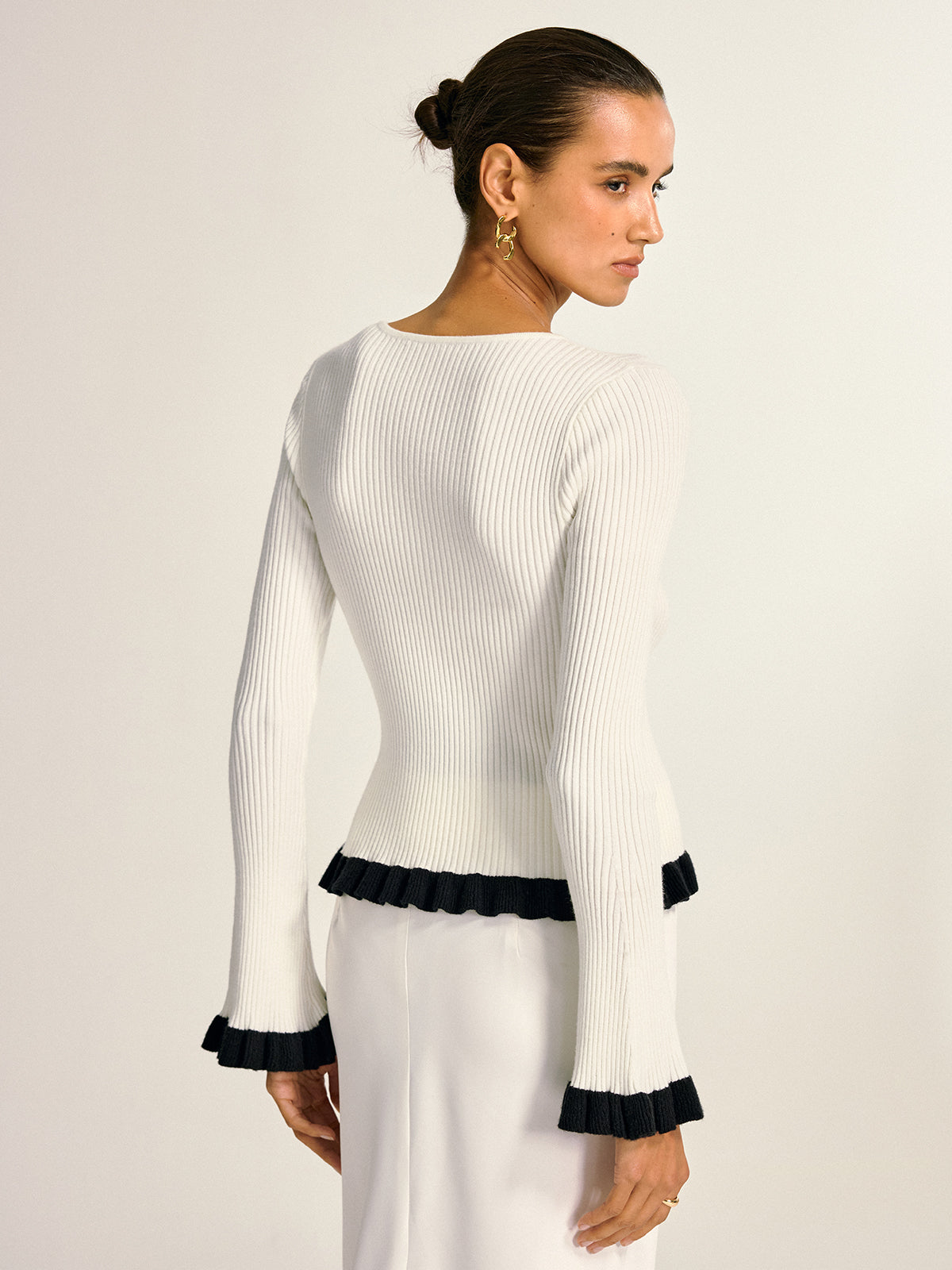 Contrast Ruffle Trim Cut-Out Knit Top