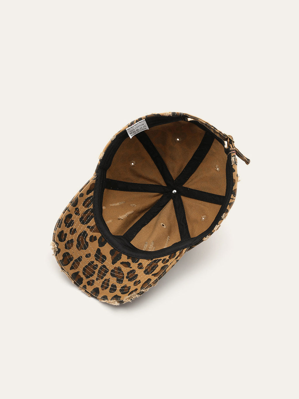 Casquette léopard vieillie