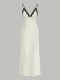 Midi-Kleid mit Tupfen, Cami-Oberteil und Spitzenbesatz