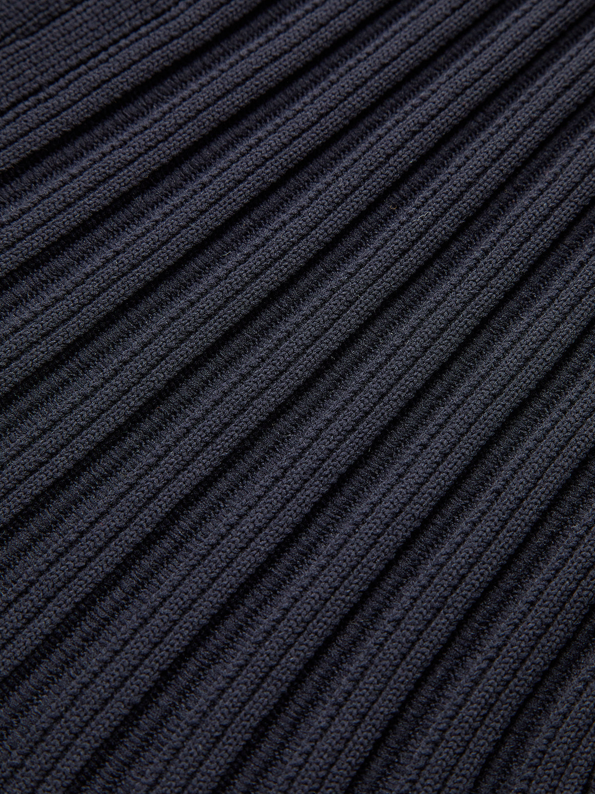 Cardigan mit Kragen, Knopfleiste und Schößchen