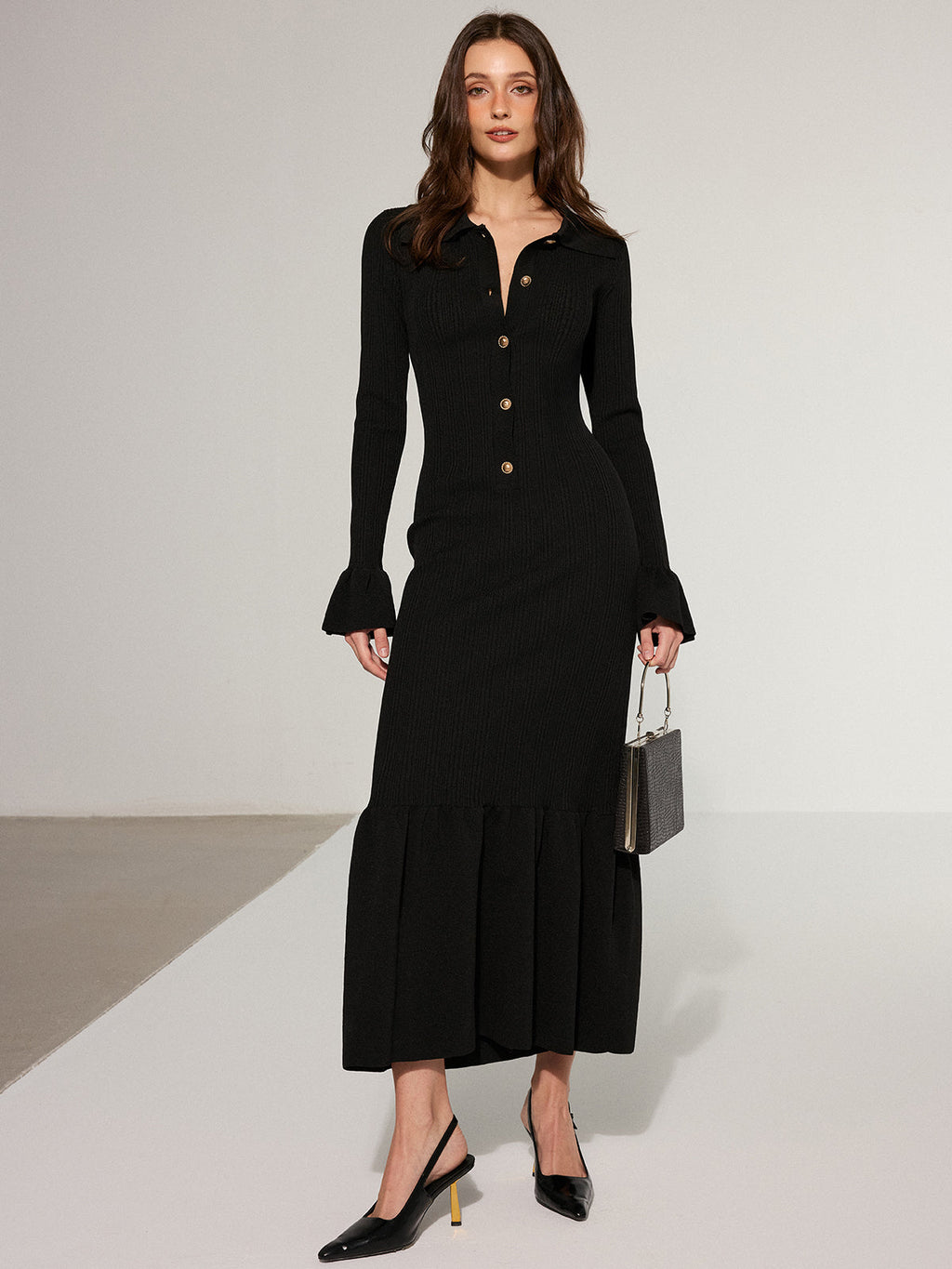 Maxikleid mit Meerjungfrauen-Saum und Kragen aus Strick