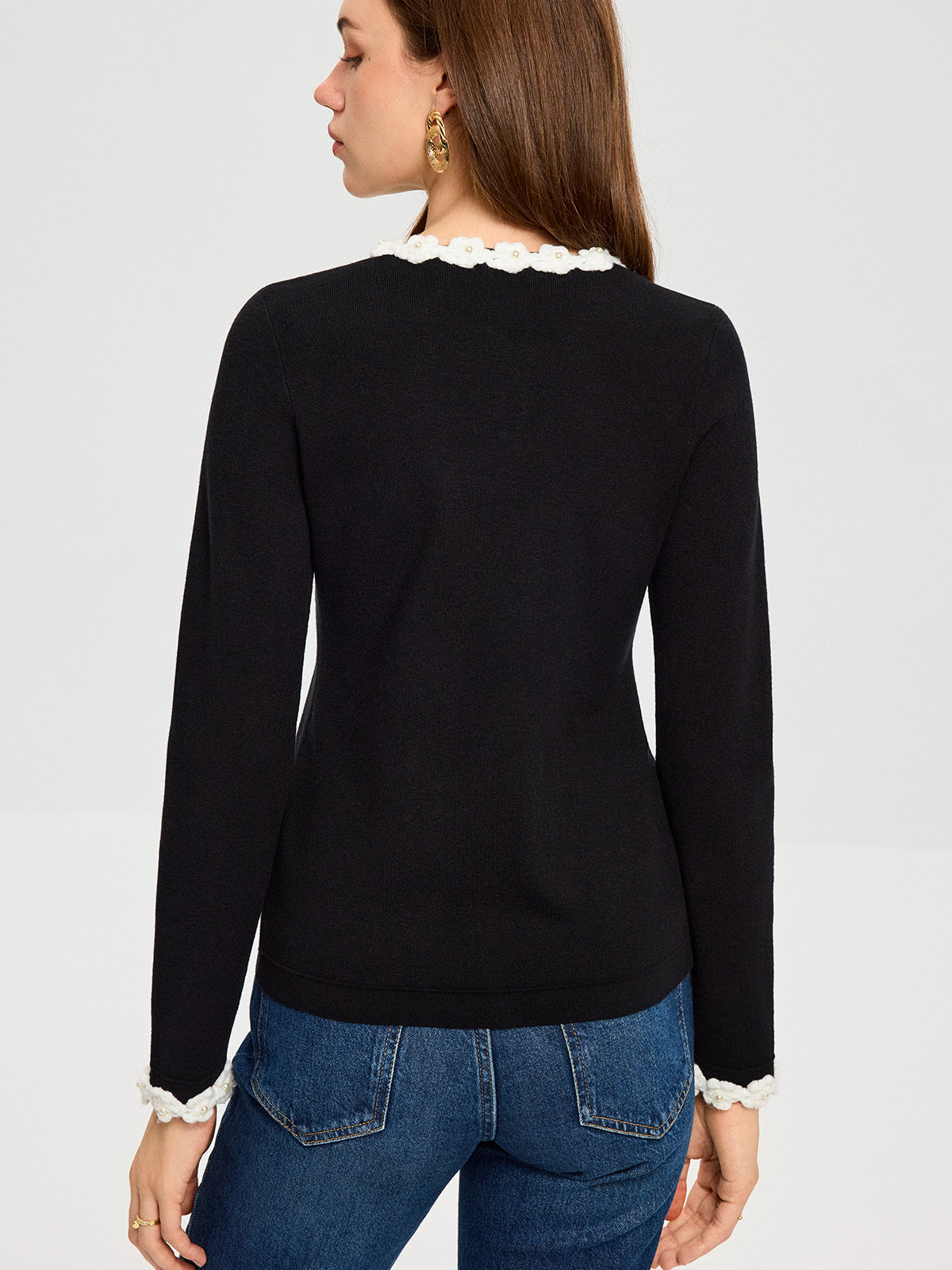 Cardigan à boutons nacrés et bordure florale 3D 