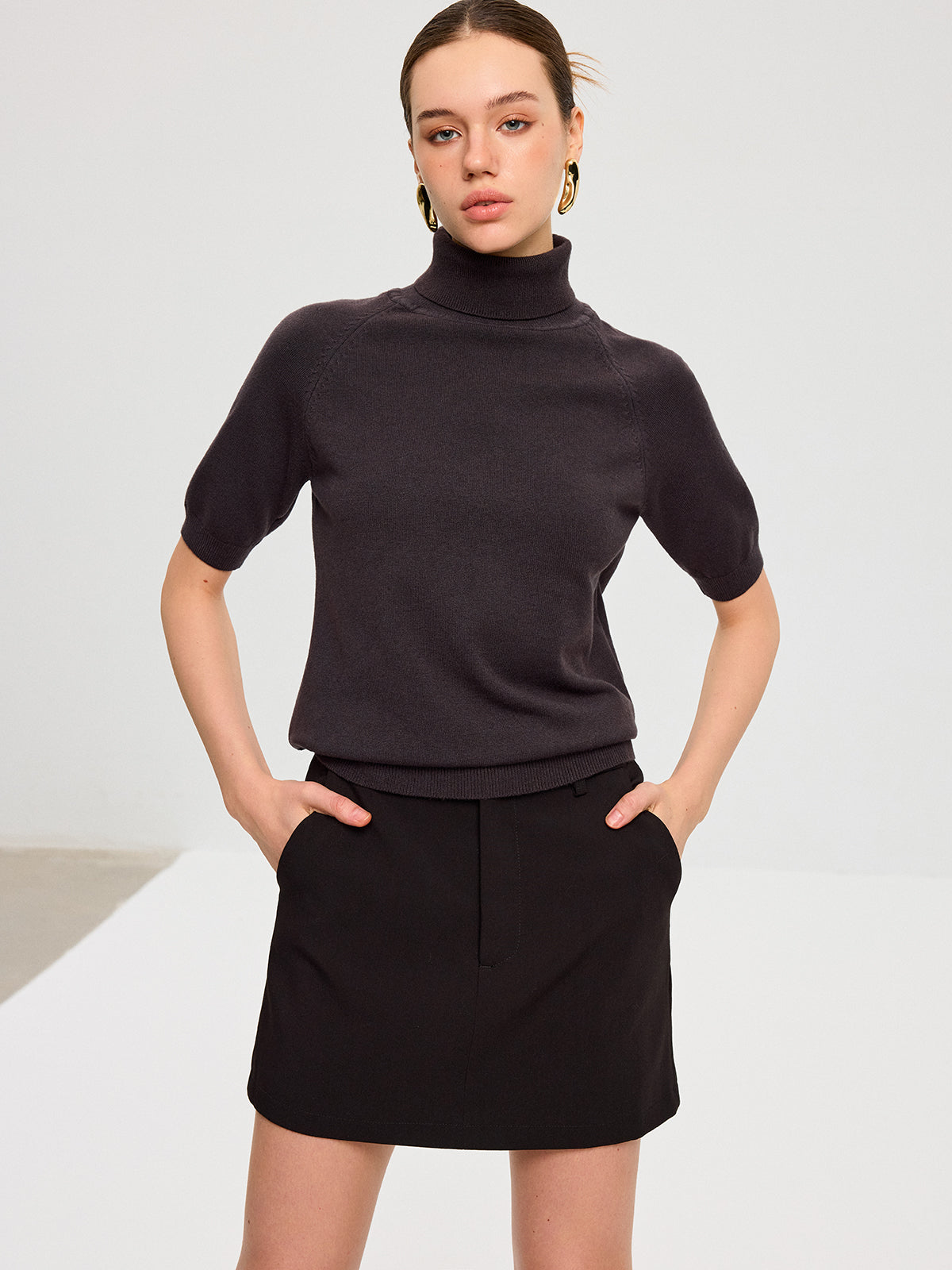 Turtleneck Short Puffed Sleeve Knit Top