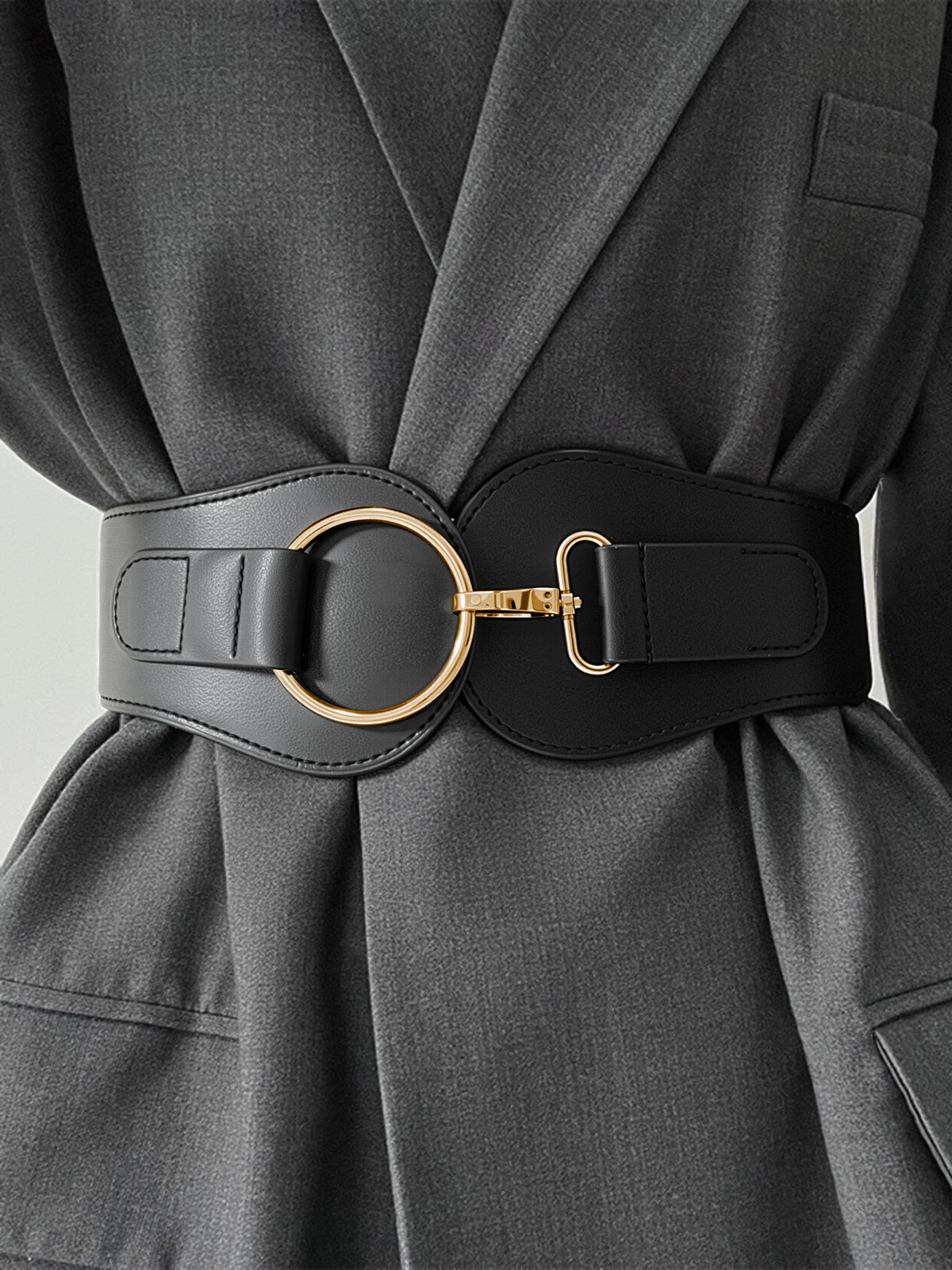Ceinture large en cuir PU avec boucle circulaire dorée 