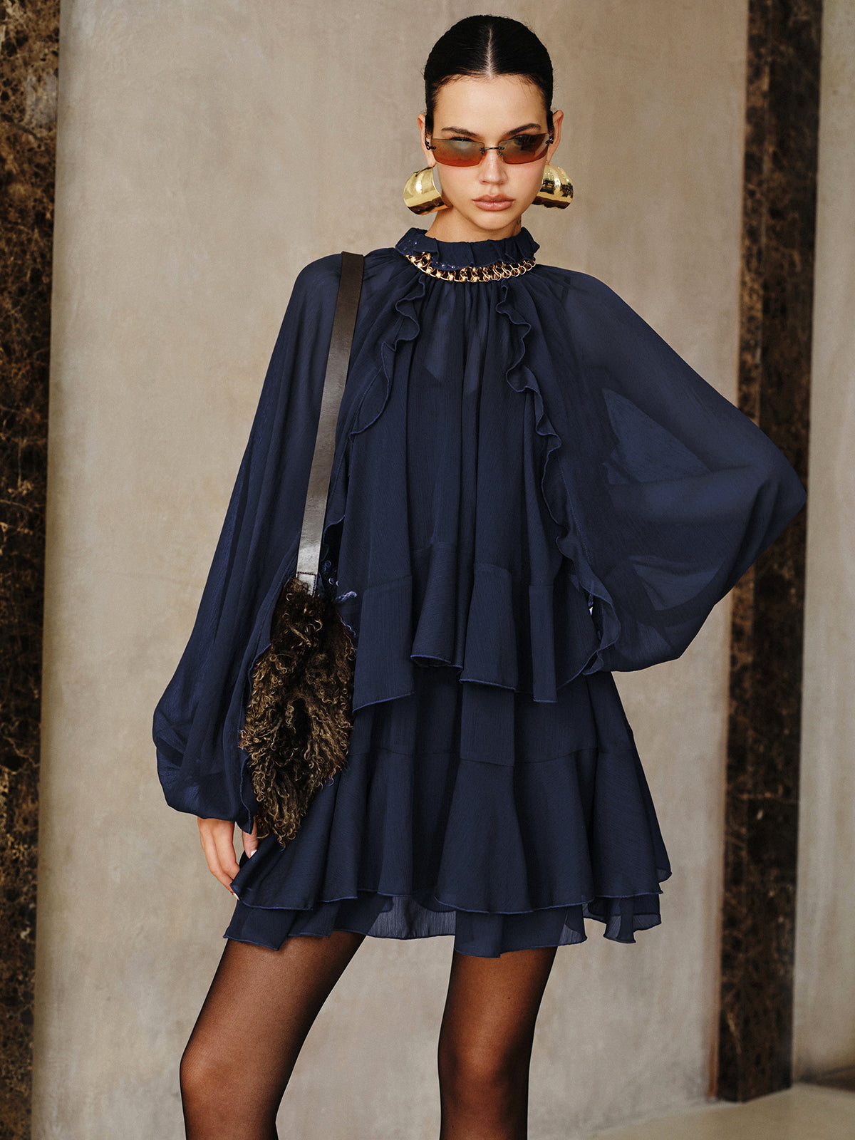 Gestuftes Chiffon-Minikleid-Set mit Unterrock