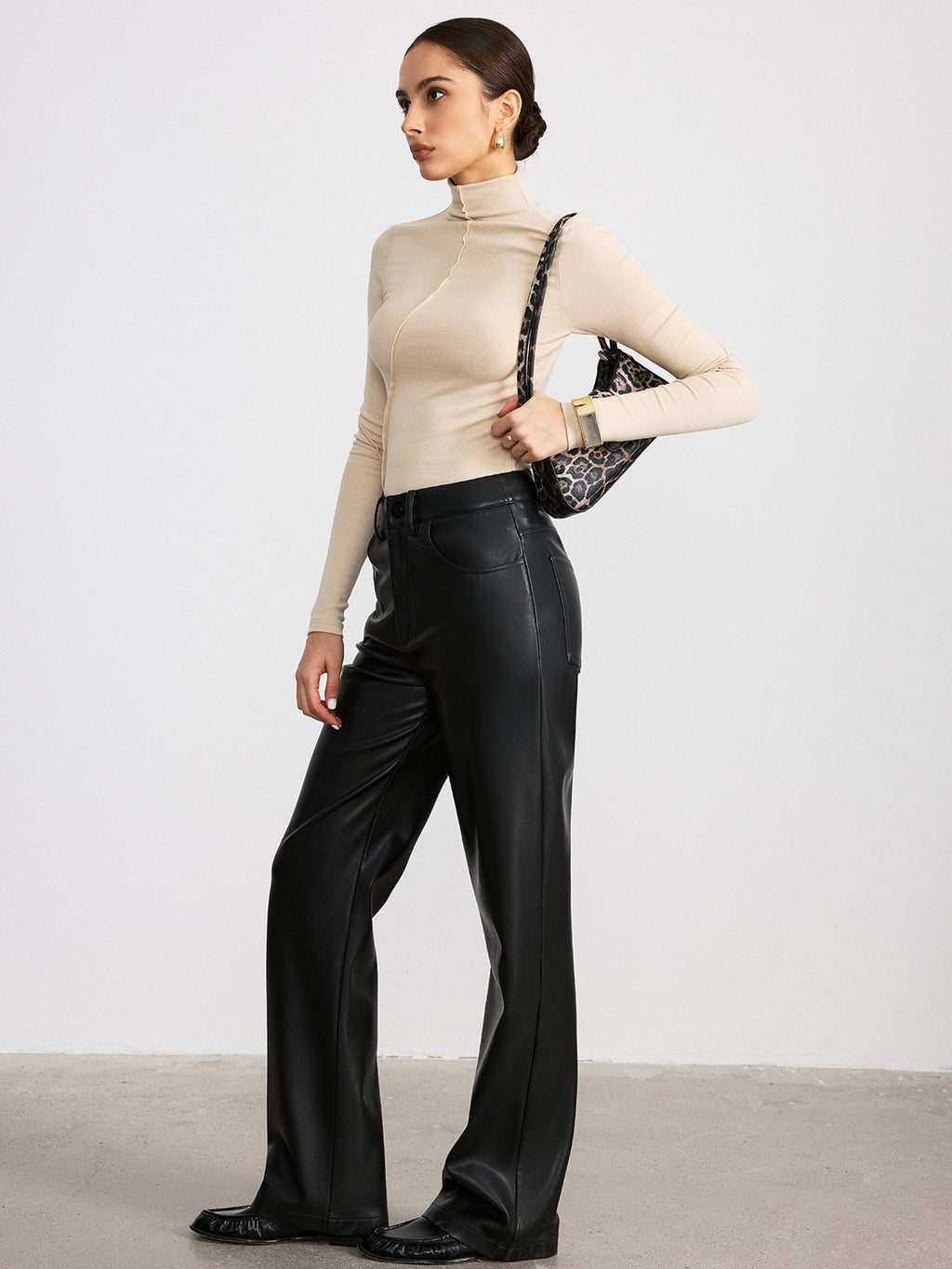 Seam Detail Turtleneck Slim T-Shirt