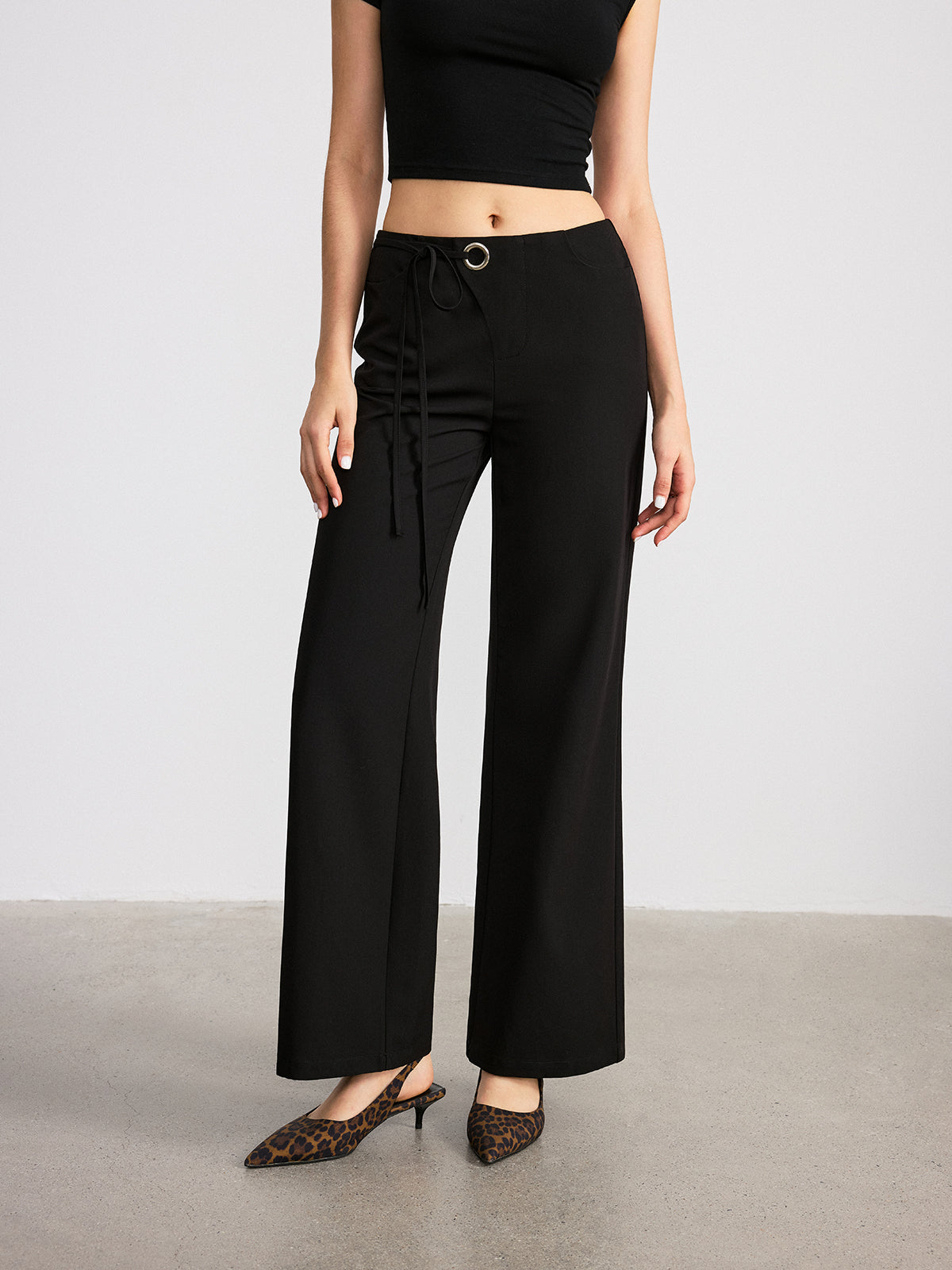 Pantalon droit taille mi-haute