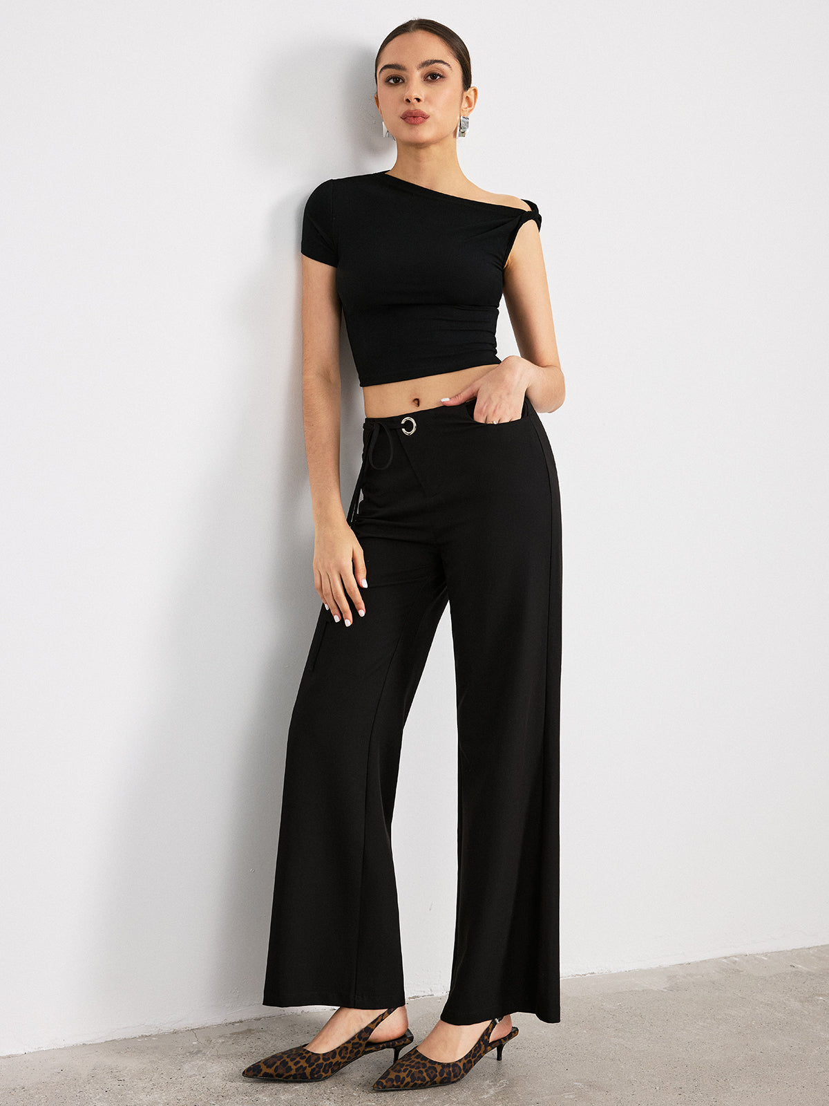 Mid-Waist Straight-Leg Pants