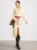 Strick-Midi-Kleid mit Kragen, Schlitz und Gürtel