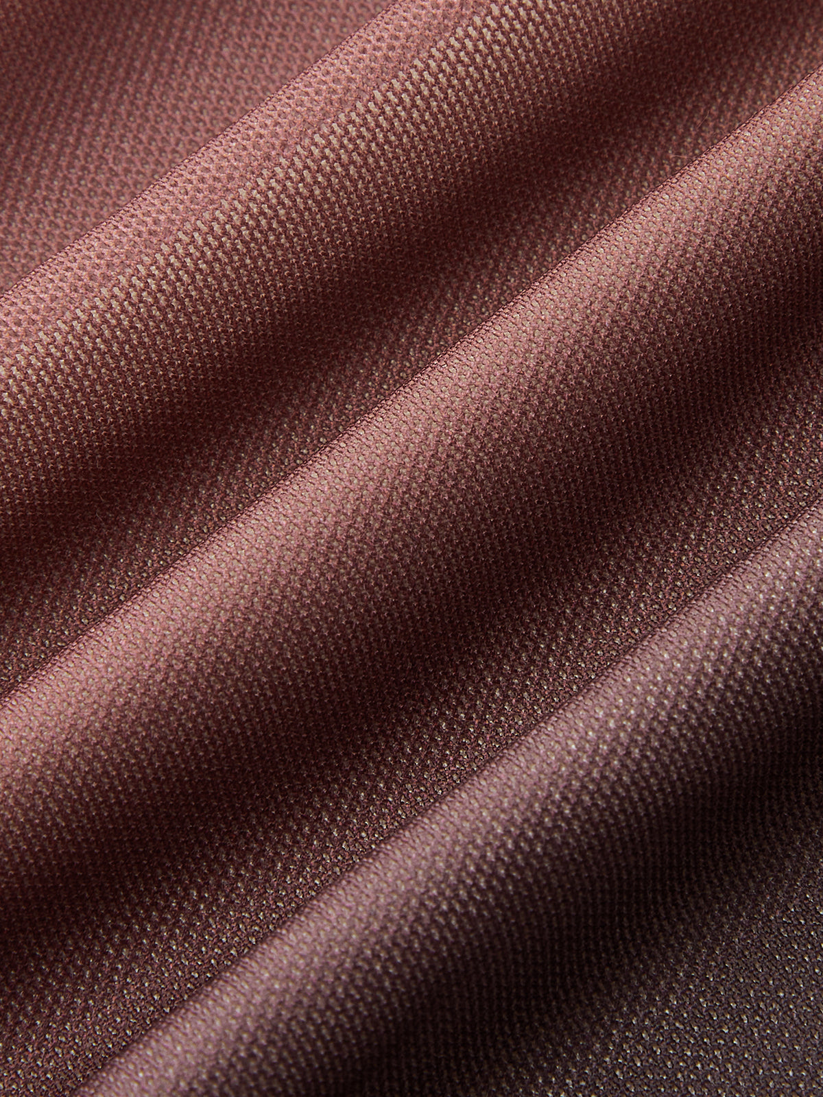 T-shirt à épaules dénudées en maille ombrée avec détail rose 3D