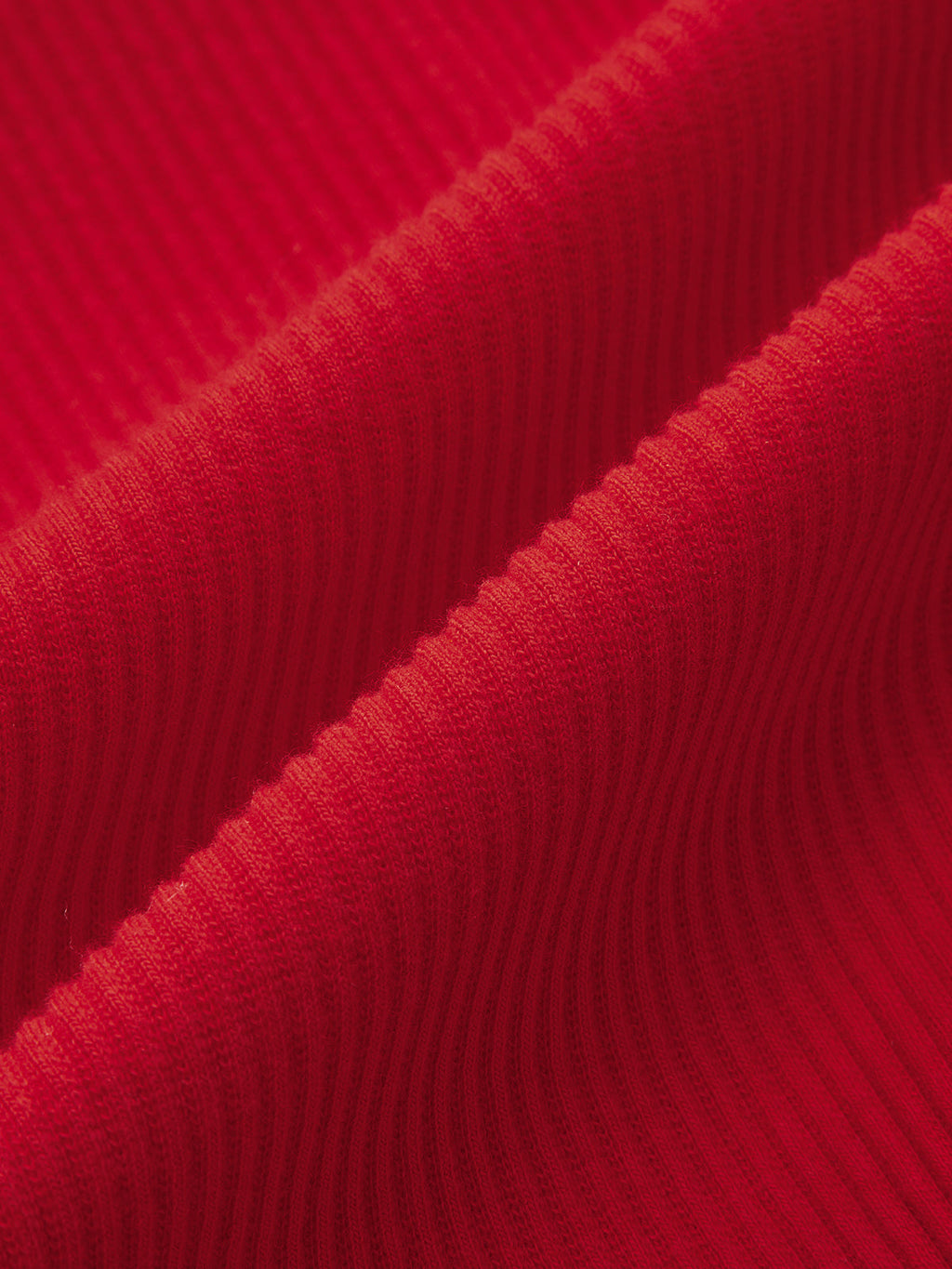 Geripptes Mini-Strickkleid mit gewelltem Ärmel und Knöpfen
