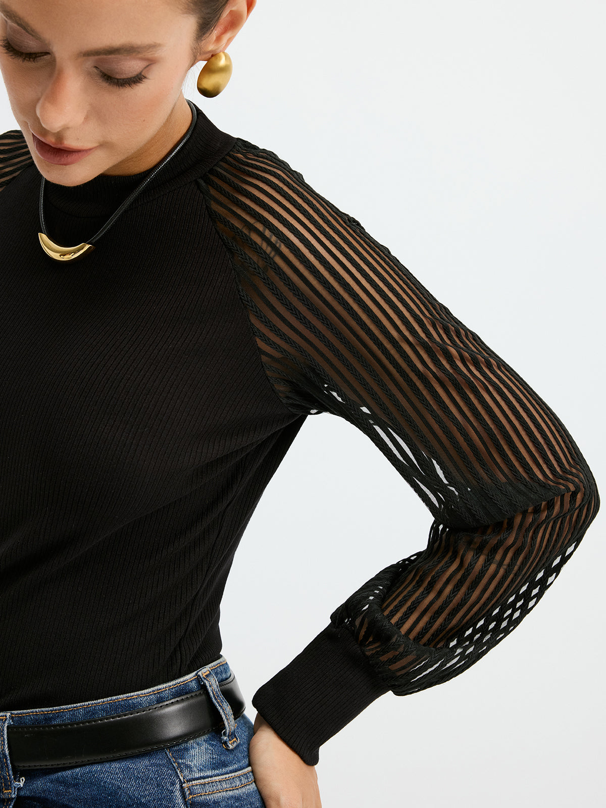 Stehkragen-T-Shirt mit Mesh-Ärmeln