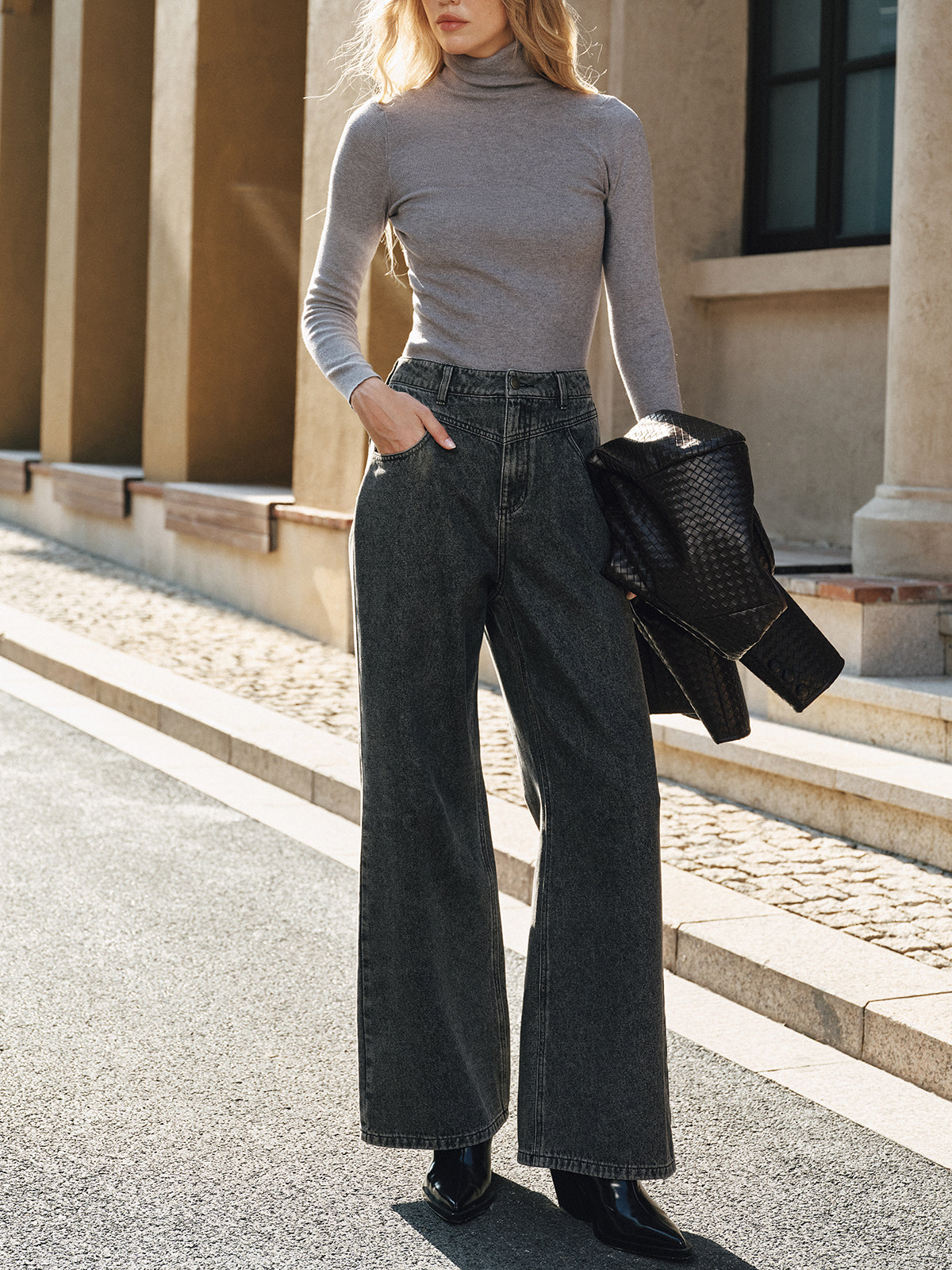 High-Waisted Washed-Denim-Hose