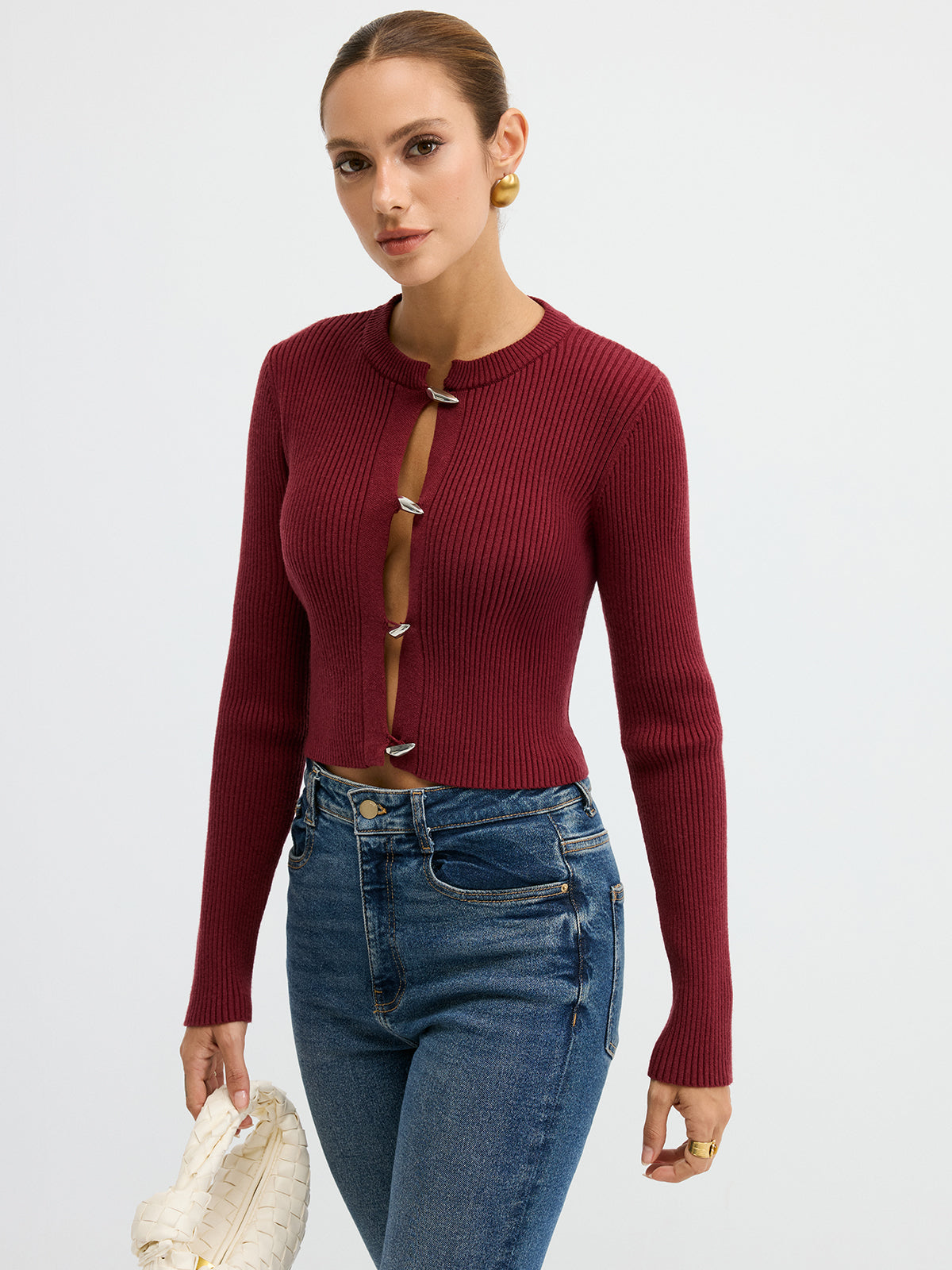 Gerippter figurbetonter Pullover mit Metallknöpfen
