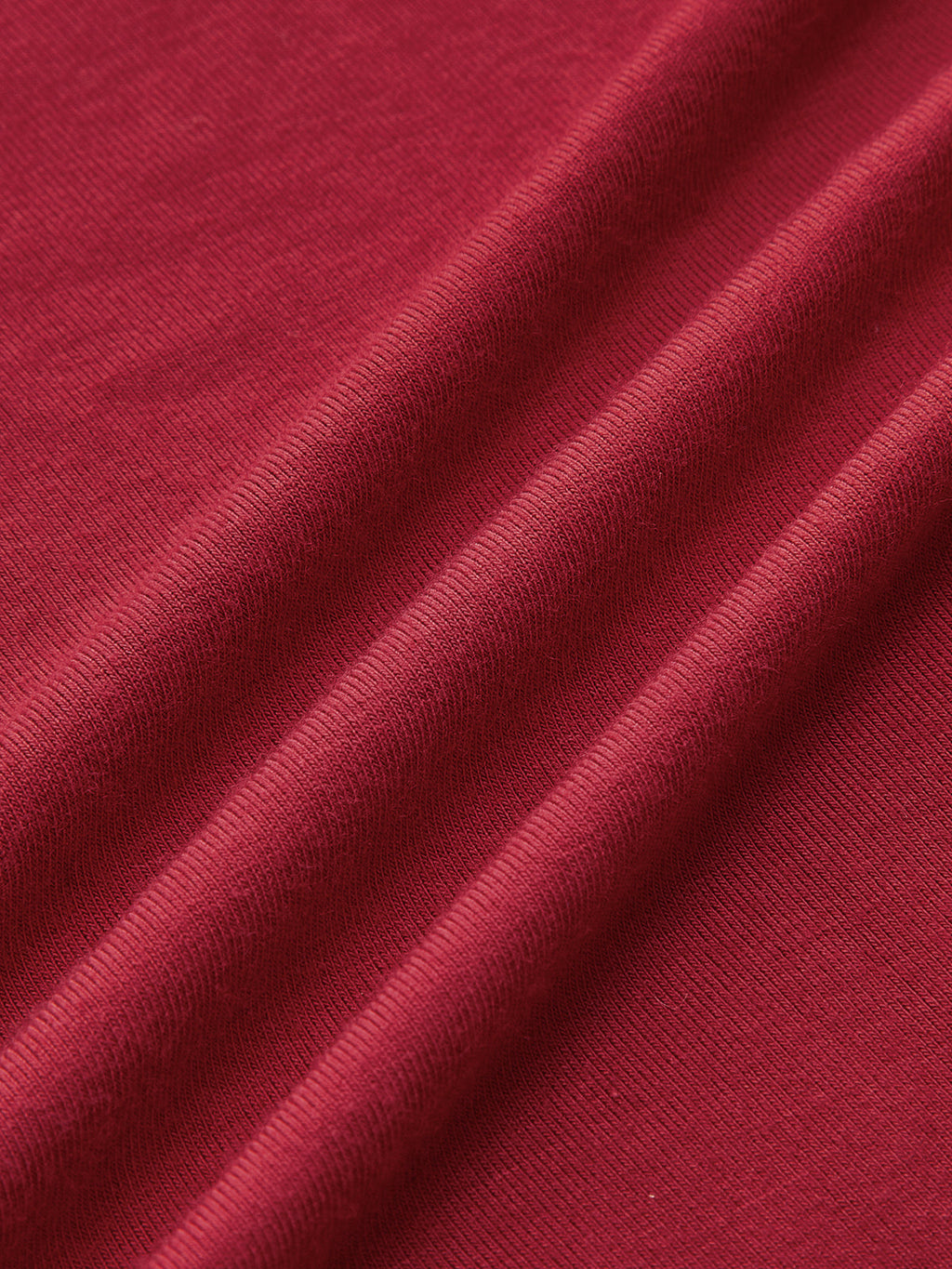 Maxikleid mit Stehkragen, langen Ärmeln und Metalldetail