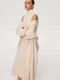 Strickmantel und ärmelloses Rollkragenkleid Zweiteiler