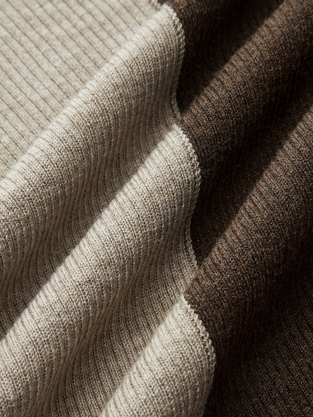 Two-Tone Turtleneck Ribbed Knit Top