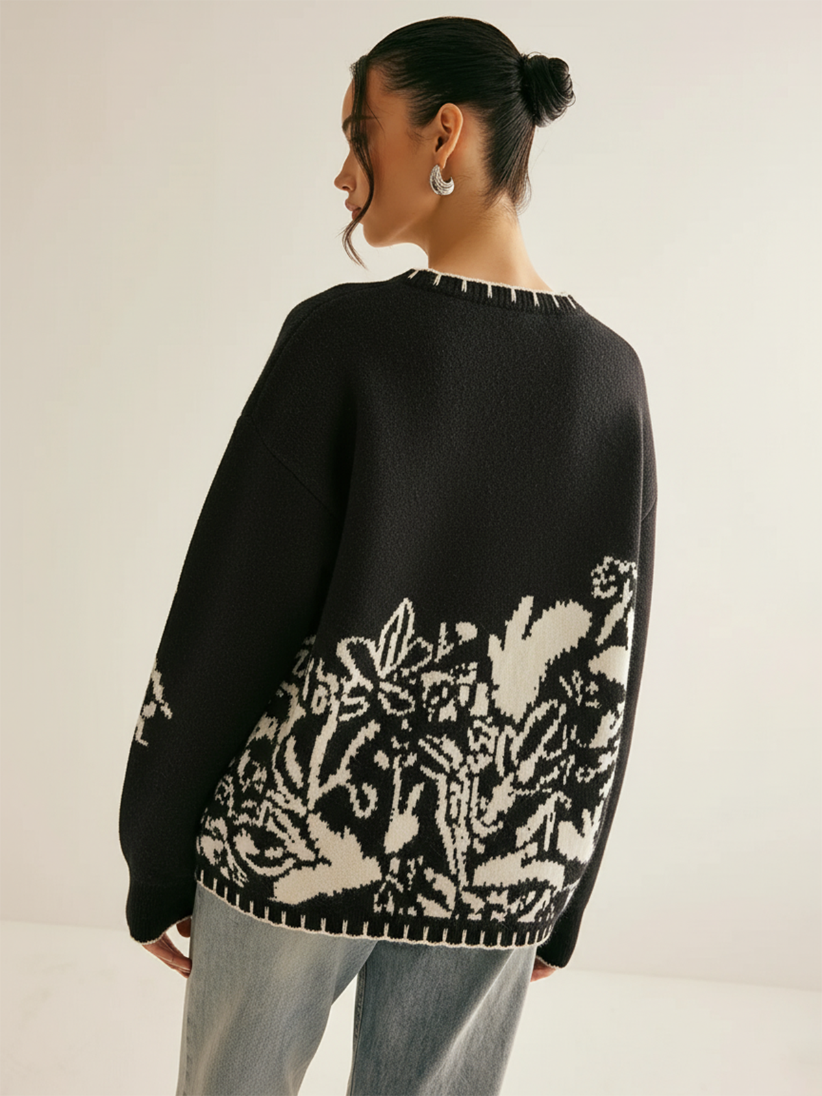 Floral Pattern V-Neck Sweater