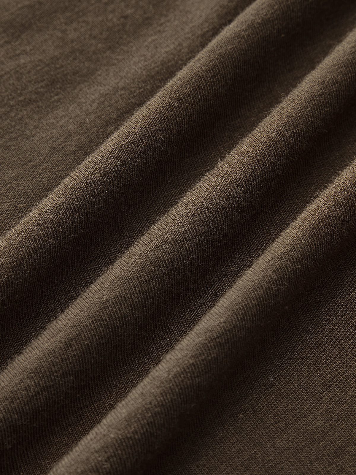 Chemisier à manches longues froncé et croisé sur le devant