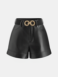 Gürtelshorts aus Kunstleder