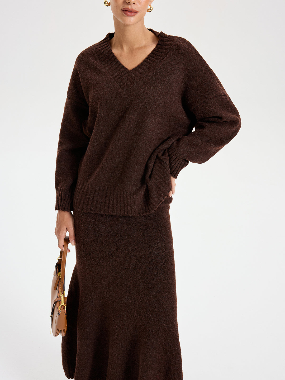 Zweiteiler mit V-Ausschnitt-Strickpullover