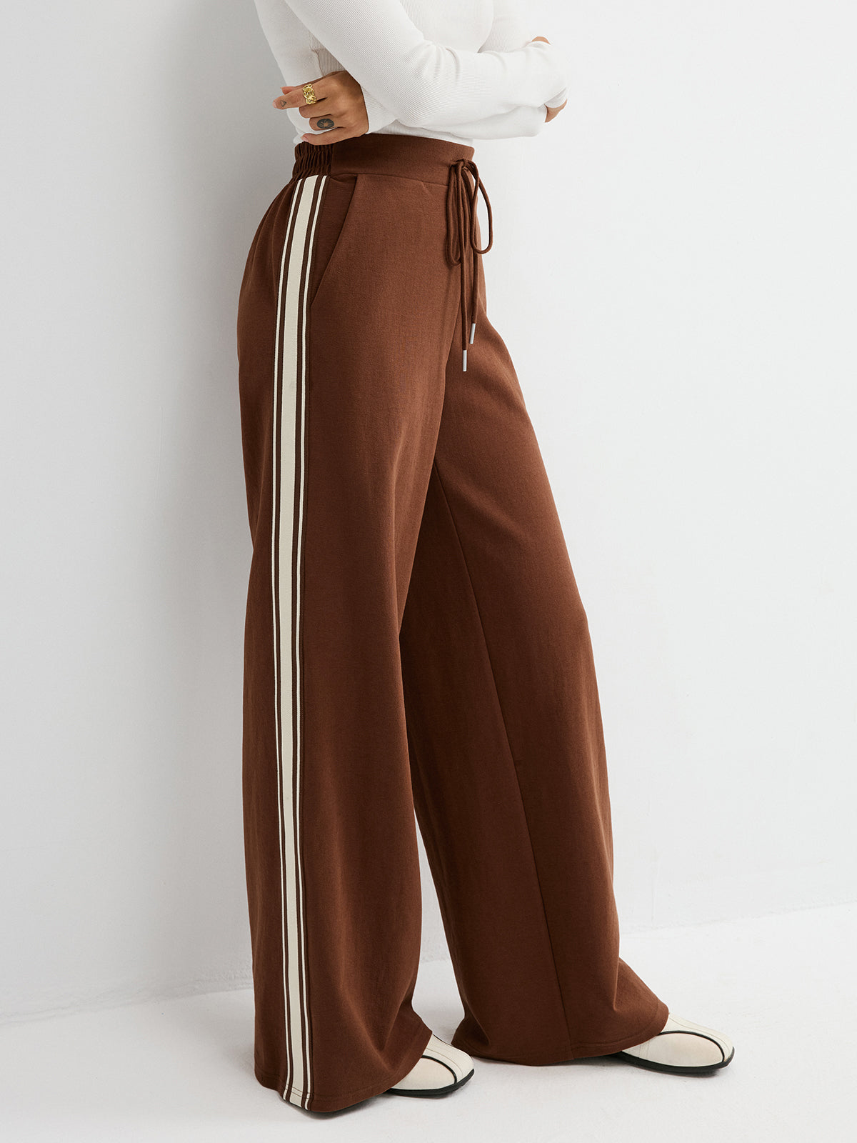 Sweatpants mit Seitenstreifen und Kordelzug, mittelhoher Bund