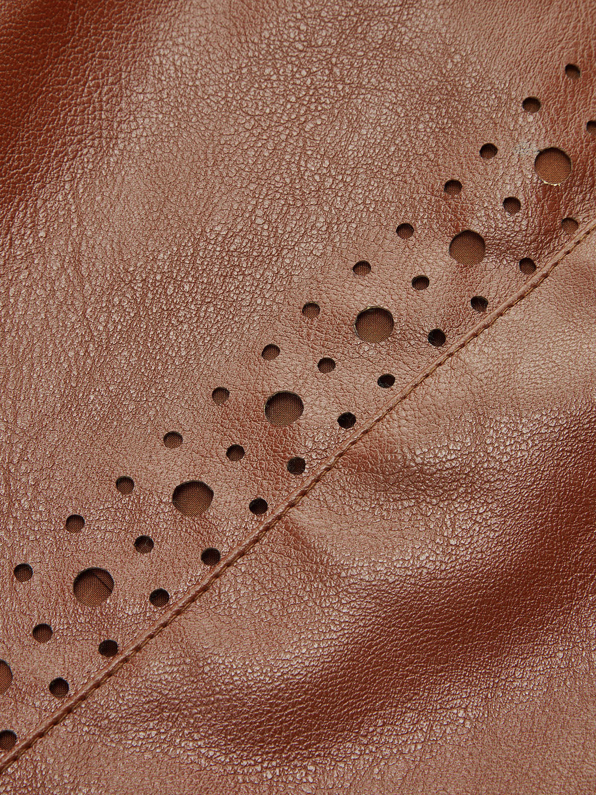 Gürtelrock aus lasergeschnittenem Kunstleder 