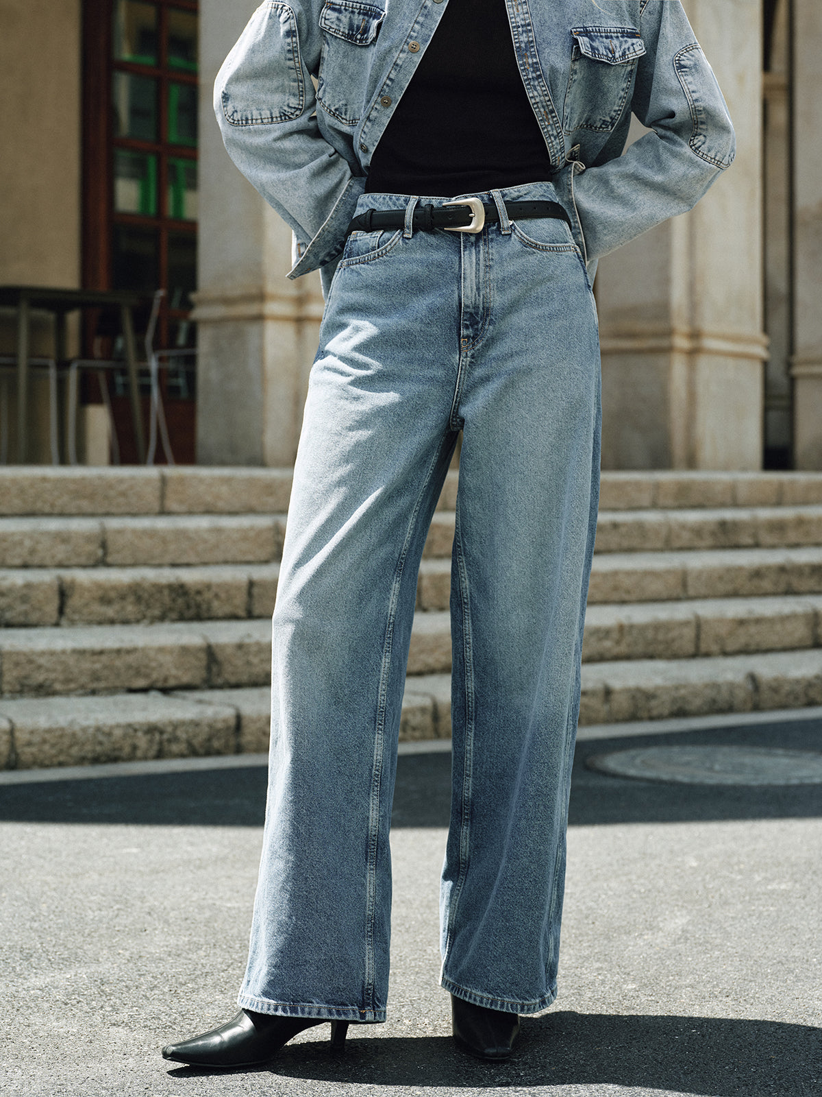 Jean en denim taille haute à jambes droites 