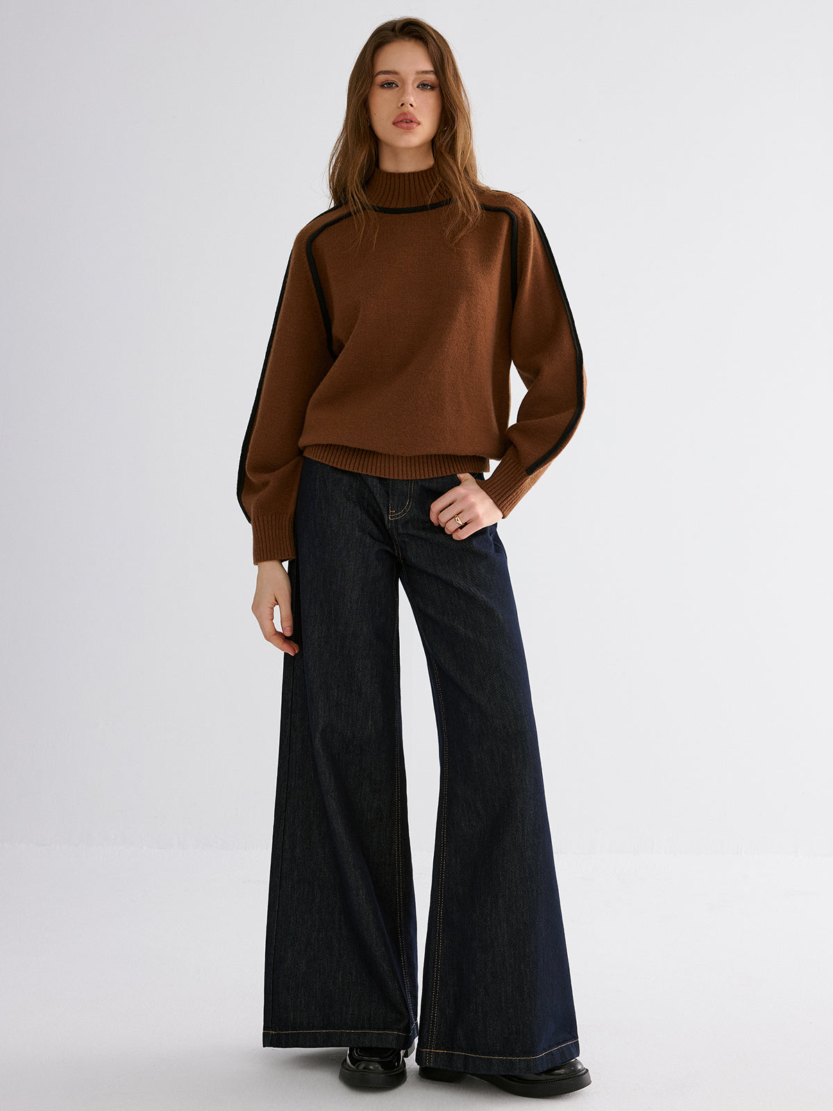 Knit Contrast Binding High Neck Sweater