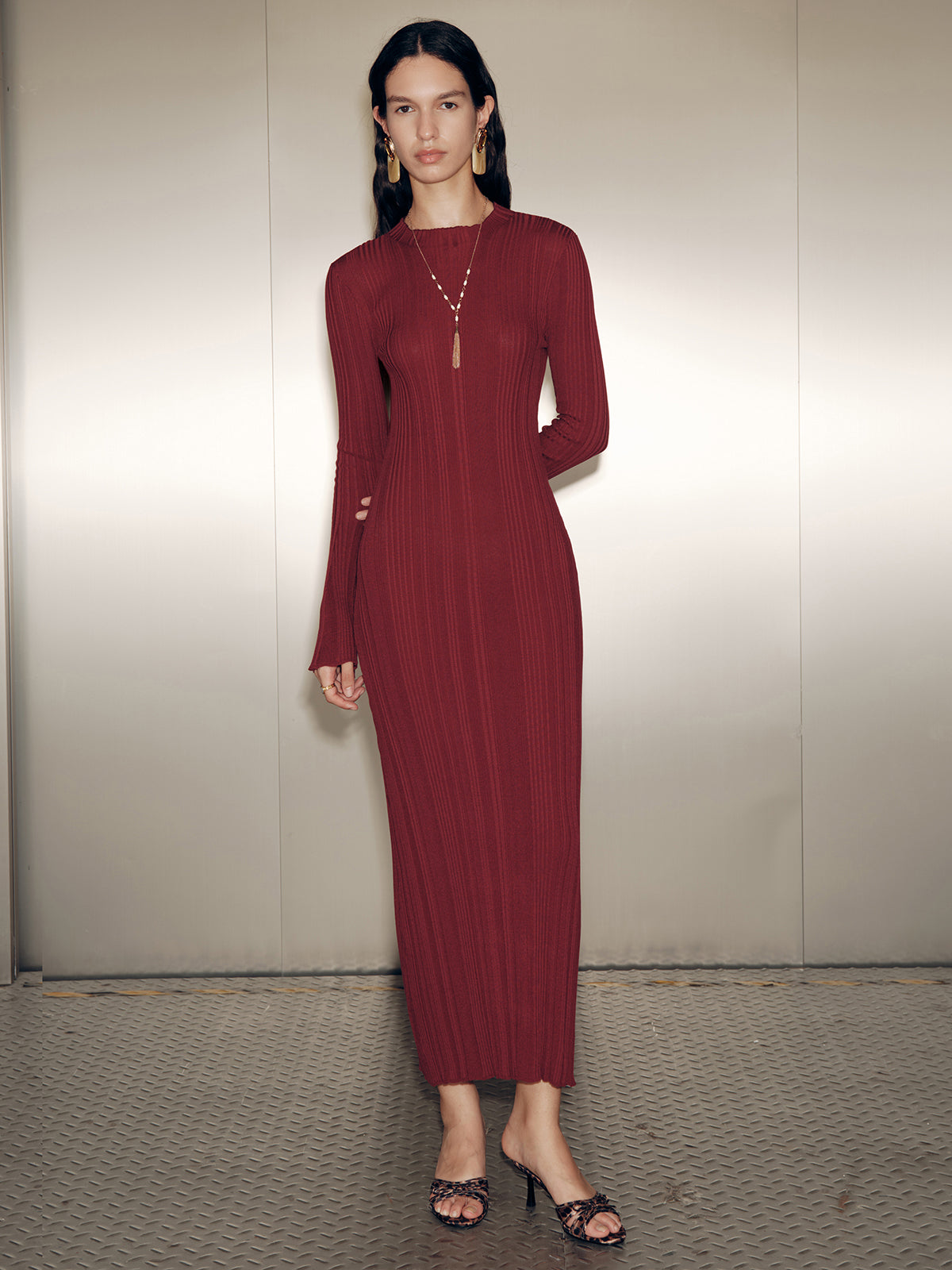 Slim-Fit Long Sleeve Knit Maxi Dress