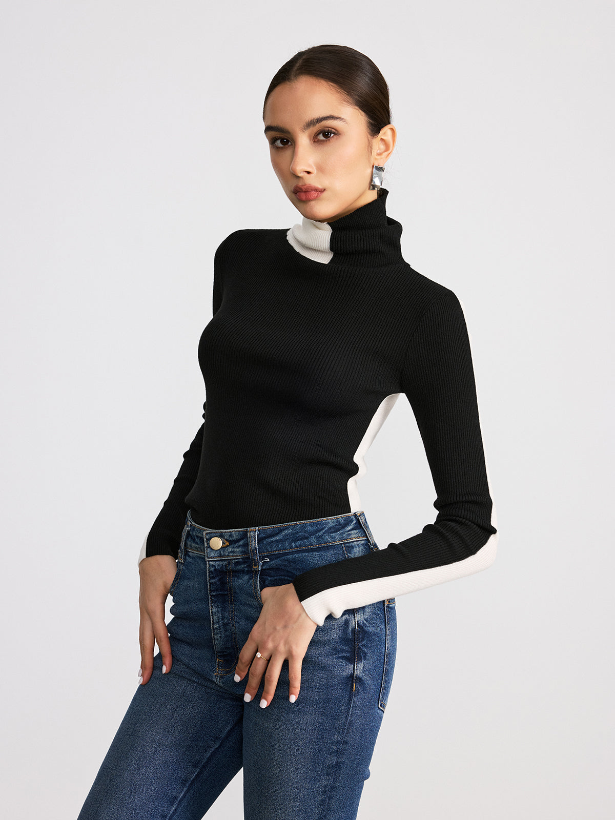 Color-Block Turtleneck Ribbed Knit Top