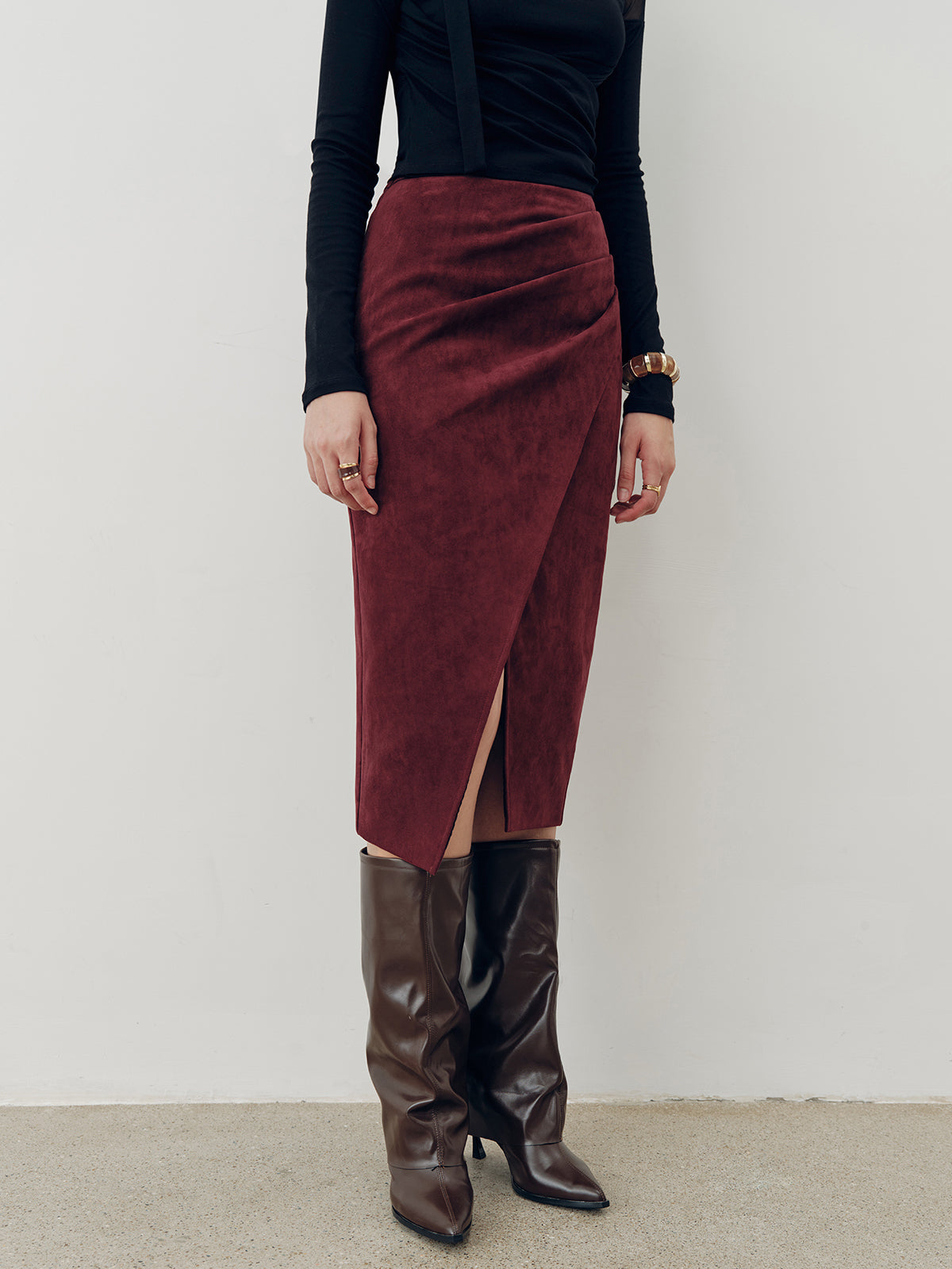 Suede Effect Pleated Slit Midi Skirt