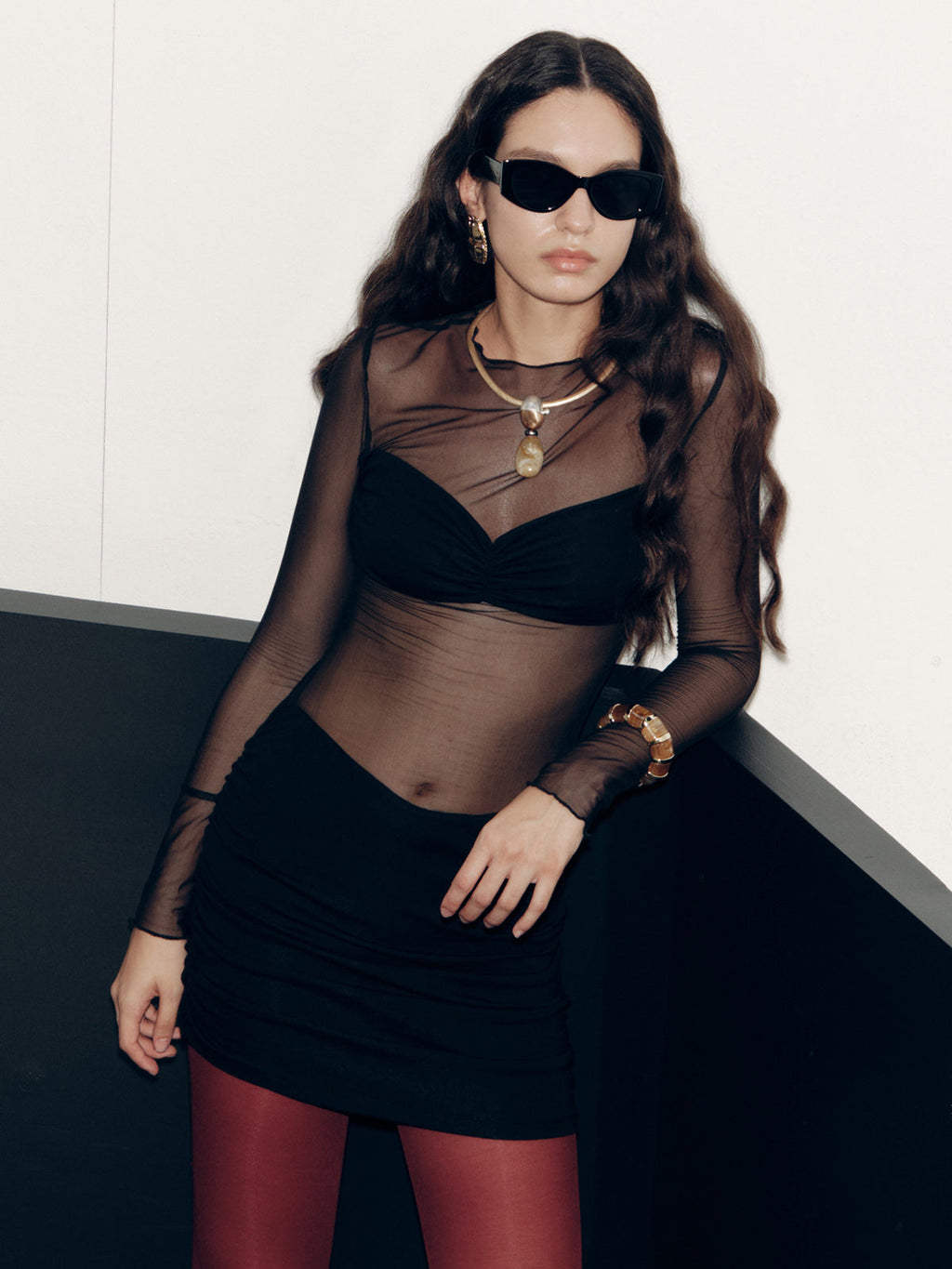 Mini-Bodycon-Kleid mit transparenten Netzeinsätzen