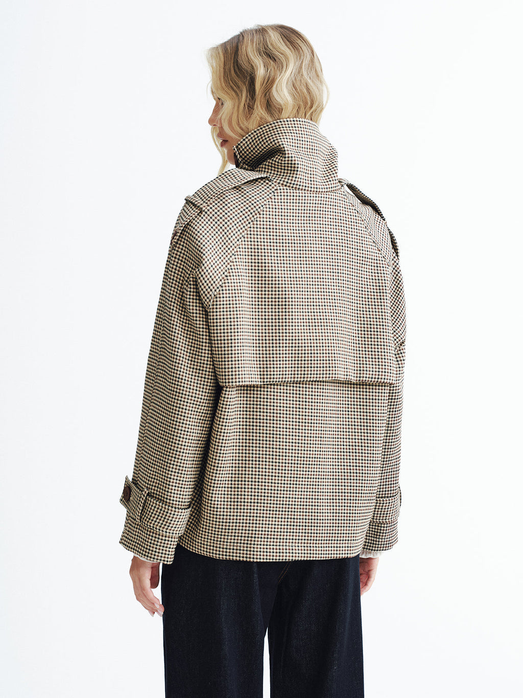 Vintage karierter, verkürzter Trenchcoat